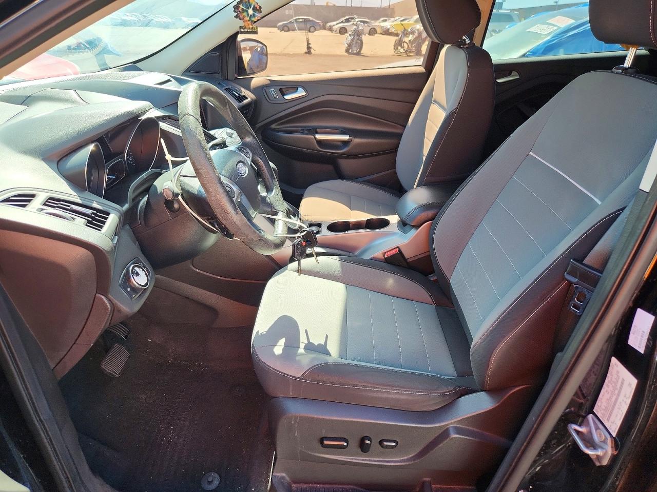 2014 Ford Escape Se Черный vin: 1FMCU0G96EUB64113