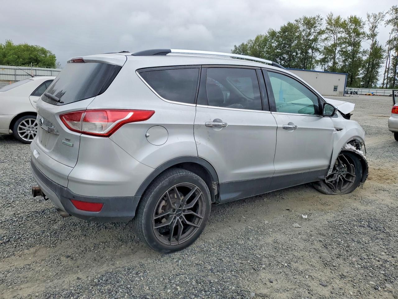 2014 Ford Escape Se Серебряный vin: 1FMCU0G96EUD32123