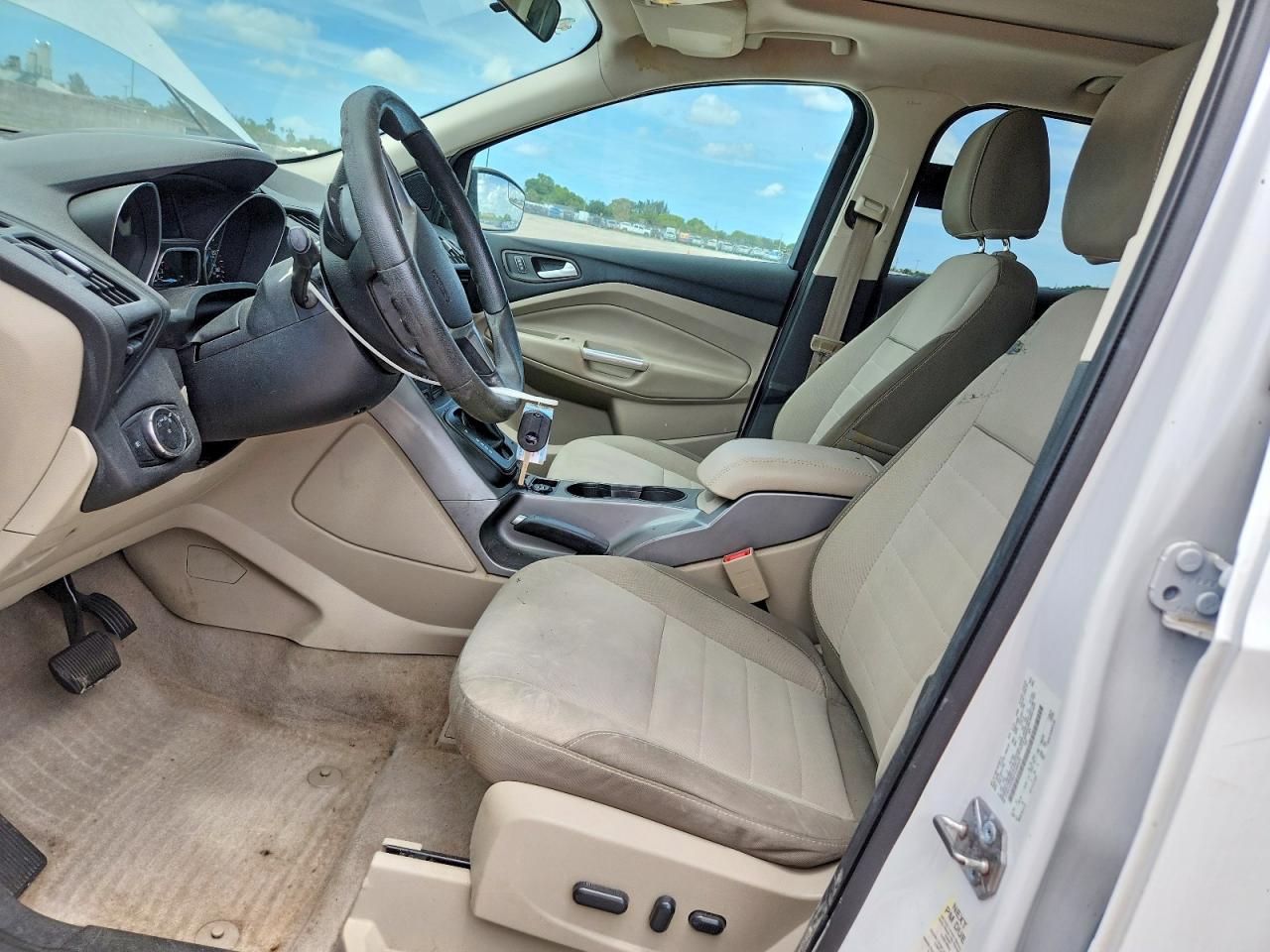 2015 Ford Escape Se White vin: 1FMCU0G96FUA80438