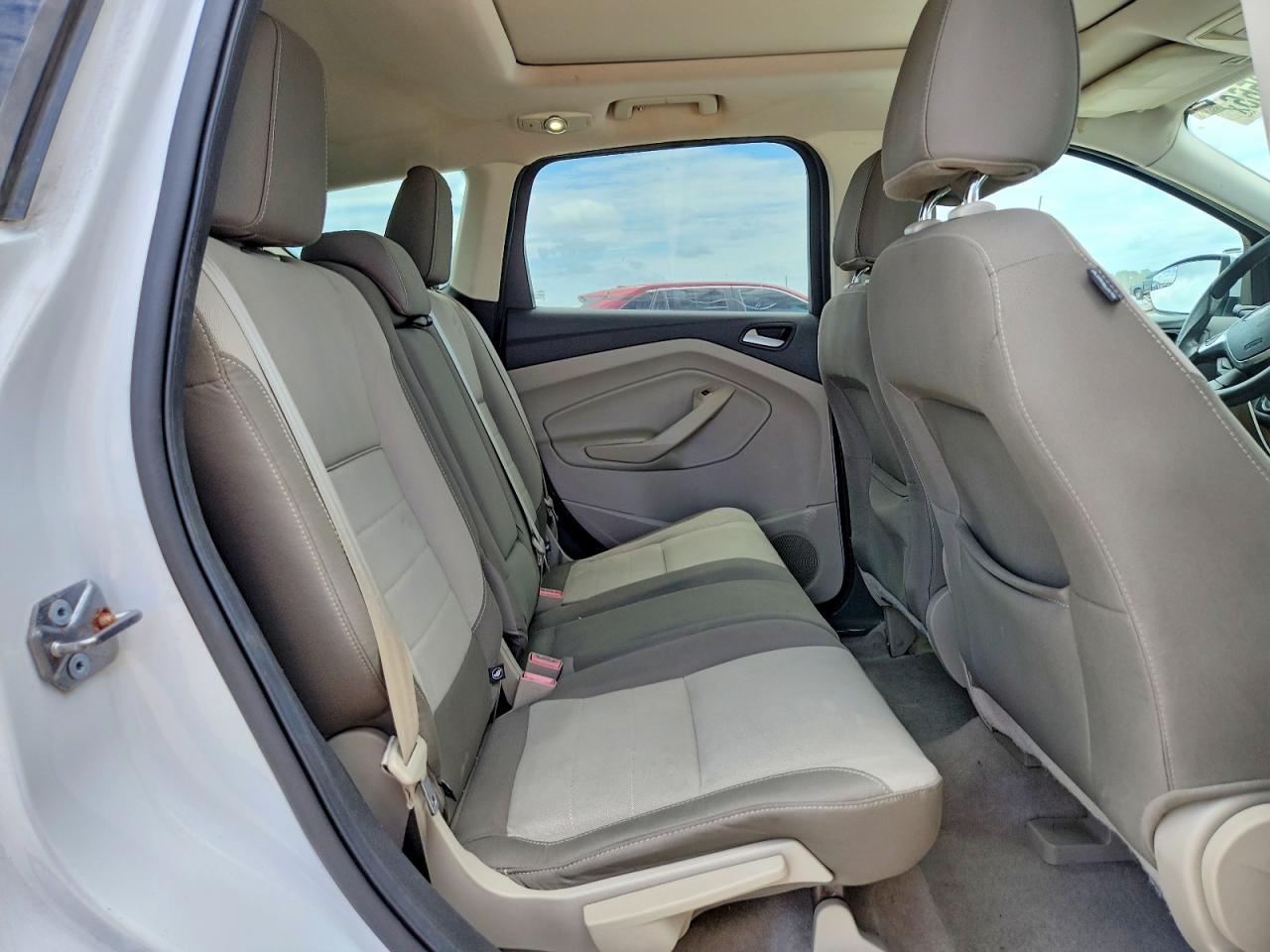 2015 Ford Escape Se White vin: 1FMCU0G96FUA80438