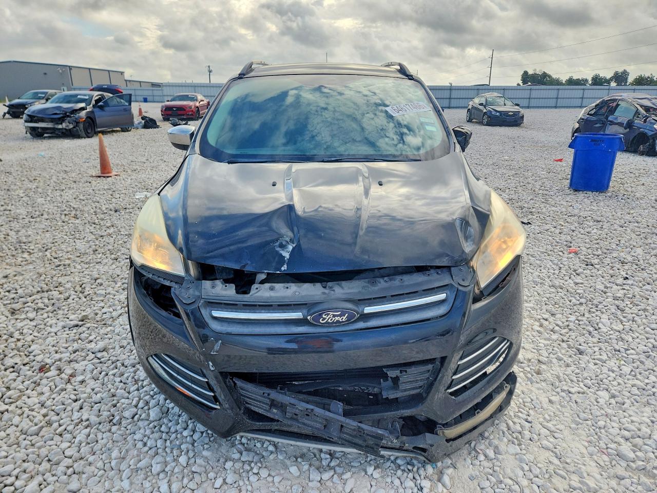 2015 Ford Escape Se Черный vin: 1FMCU0G96FUB29783