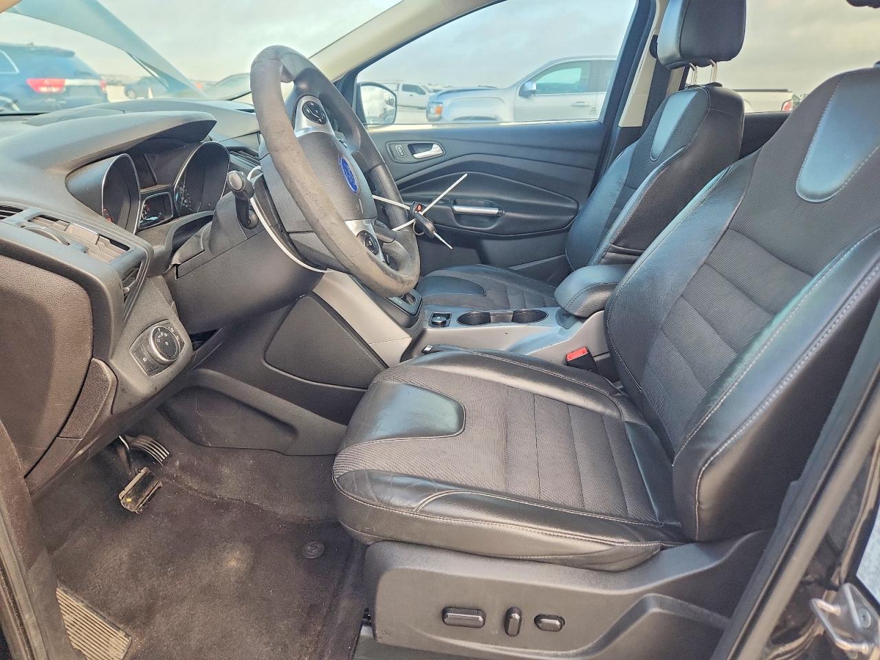 2015 Ford Escape Se Черный vin: 1FMCU0G96FUB29783