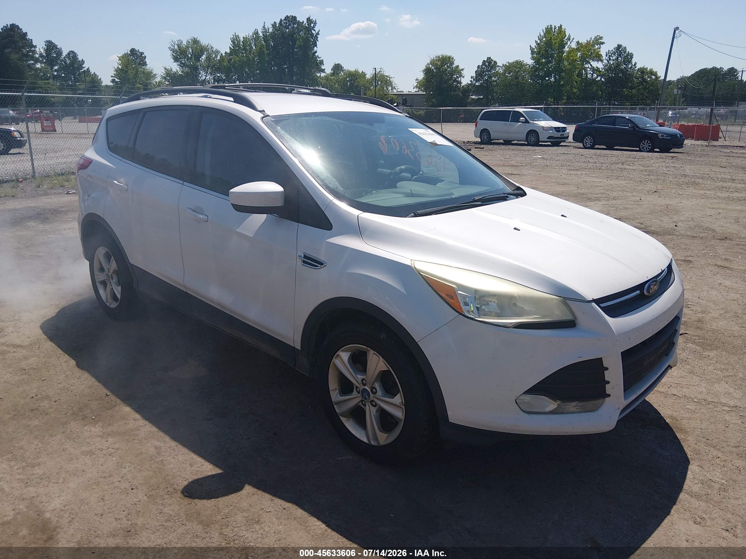 2013 Ford Escape Se White vin: 1FMCU0G97DUC05881