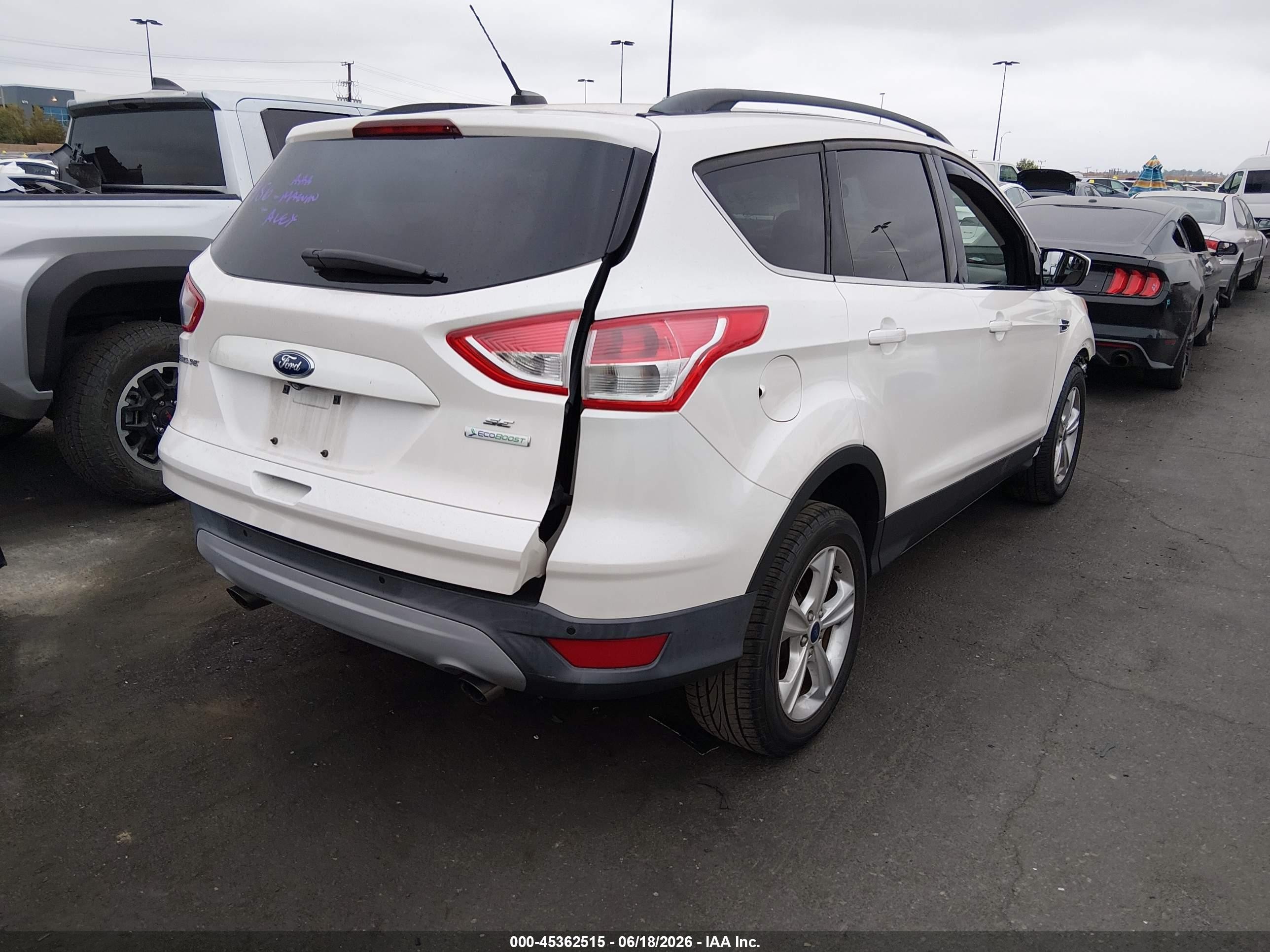 2014 Ford Escape Se White vin: 1FMCU0G97EUB32013