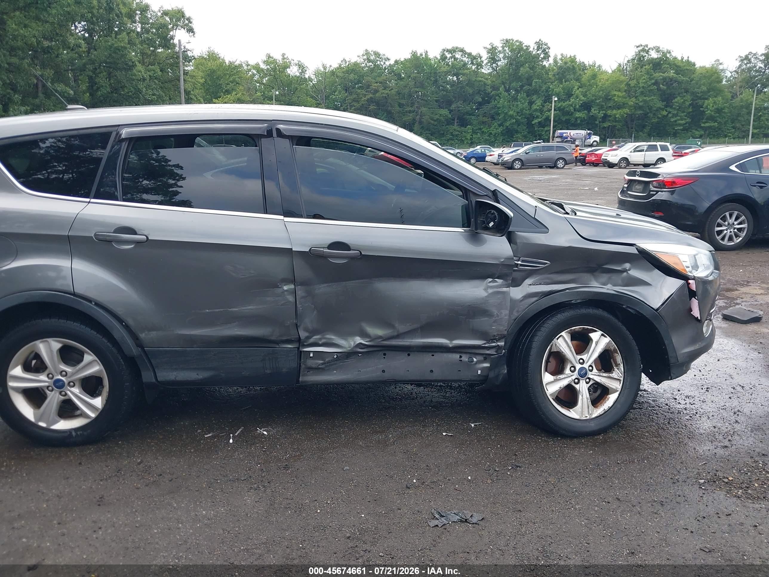 2014 Ford Escape Se Gray vin: 1FMCU0G97EUE47698