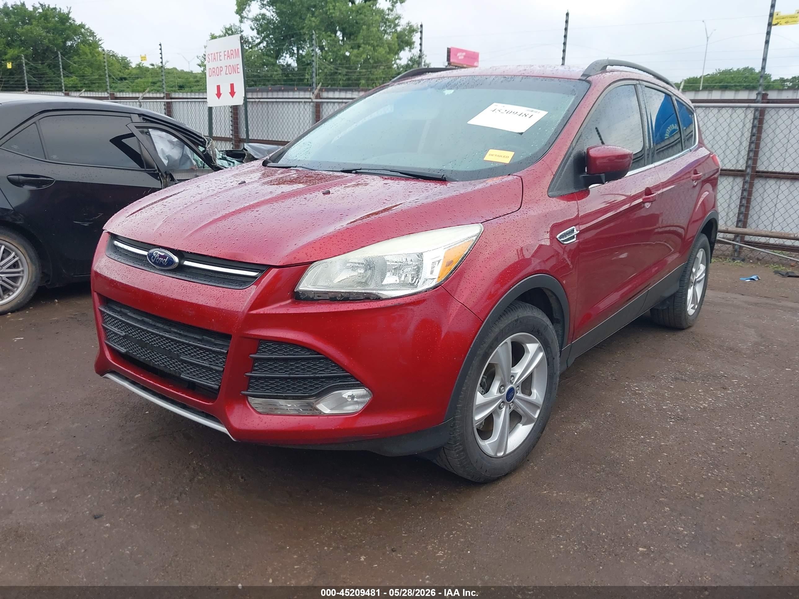 2015 Ford Escape Se Red vin: 1FMCU0G97FUA07627