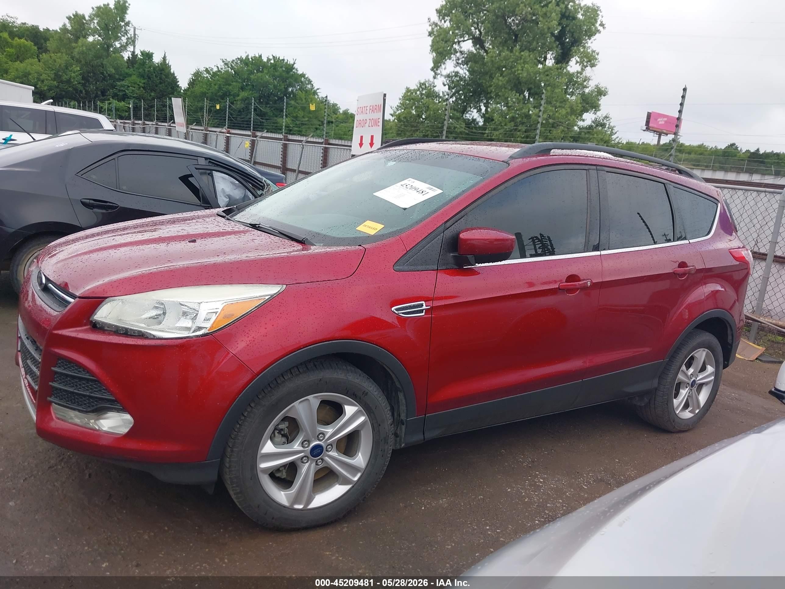 2015 Ford Escape Se Red vin: 1FMCU0G97FUA07627