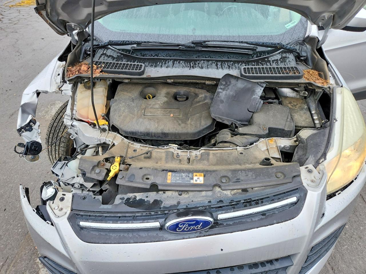 2015 Ford Escape Se Серебряный vin: 1FMCU0G97FUA93098