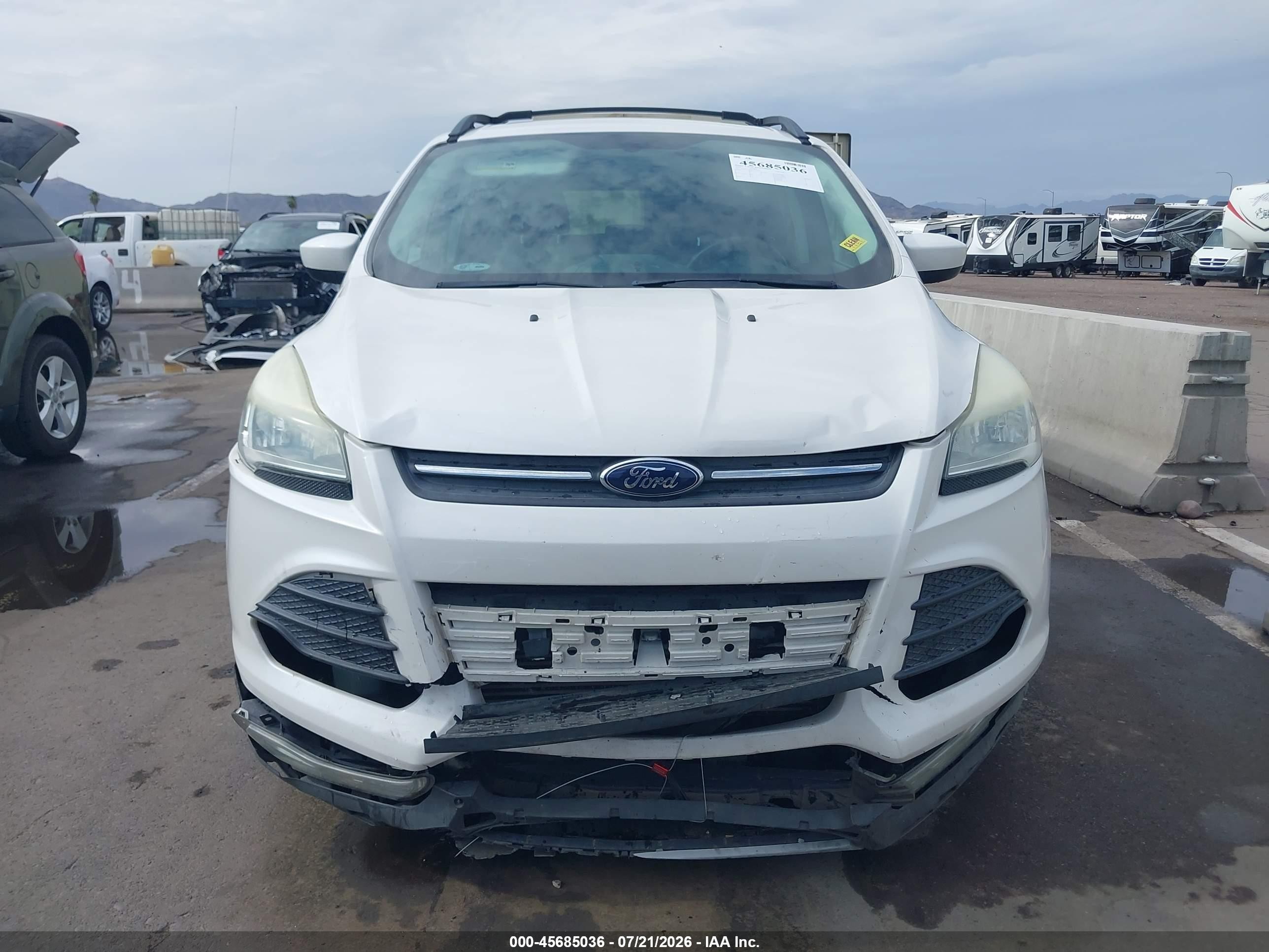 2013 Ford Escape Se White vin: 1FMCU0G98DUC35827