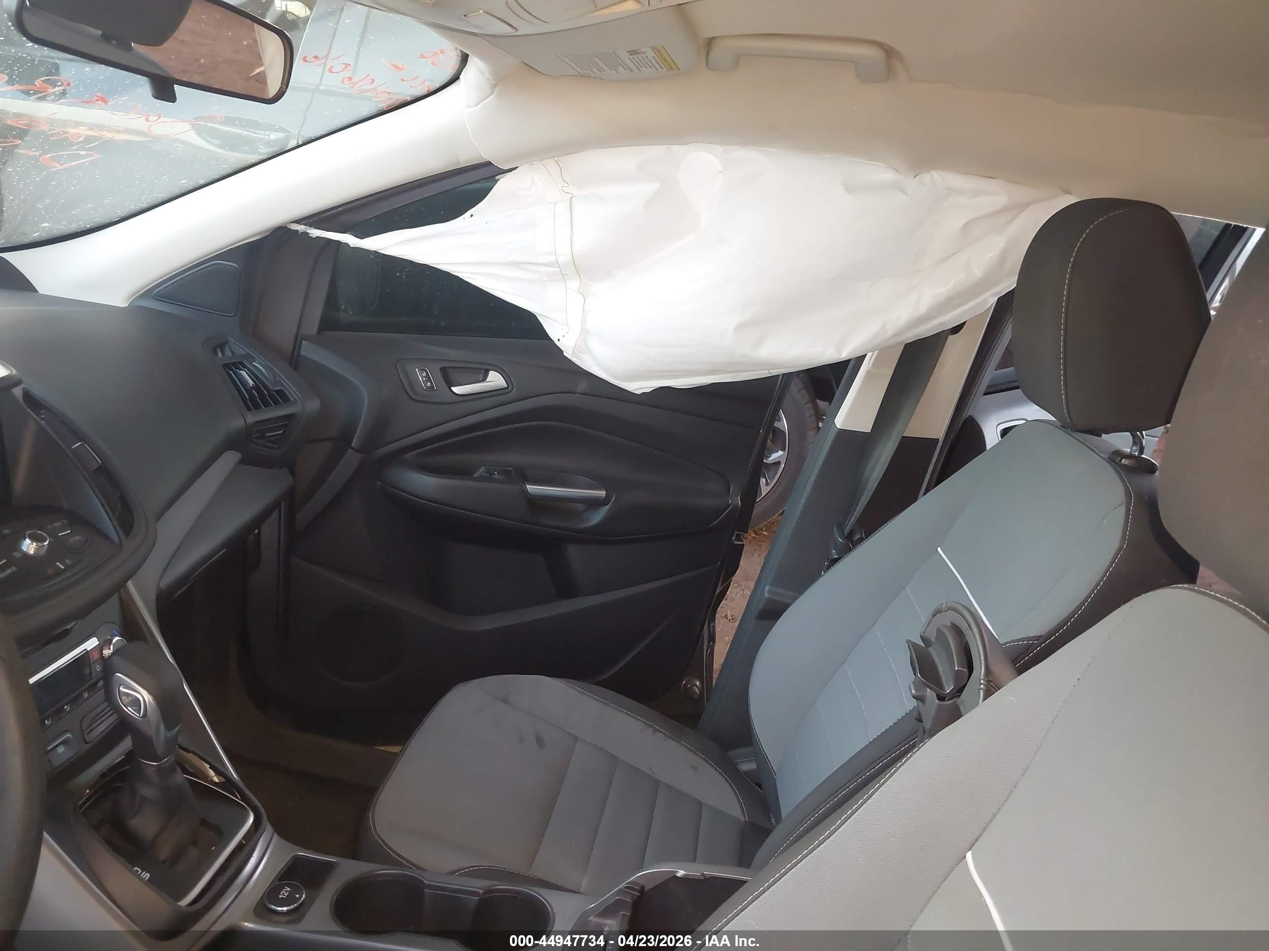 2013 Ford Escape Se Серый vin: 1FMCU0G98DUC46438