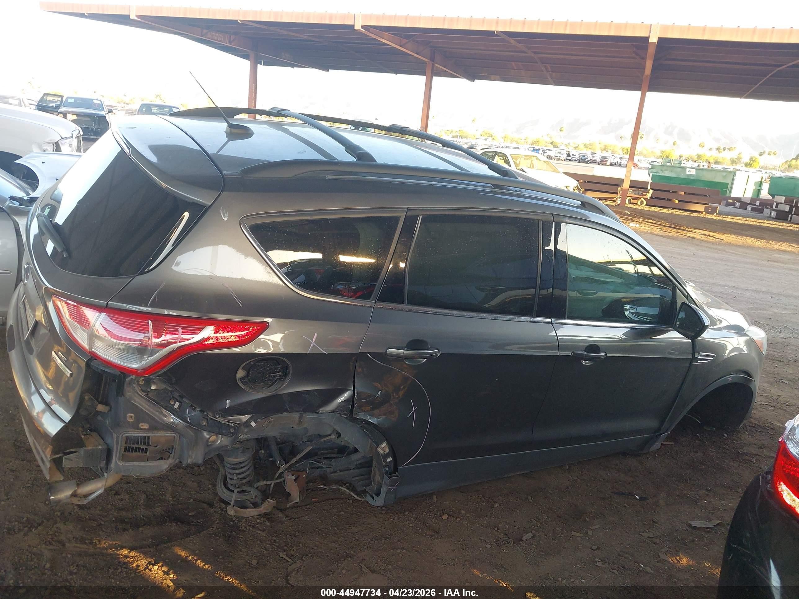 2013 Ford Escape Se Серый vin: 1FMCU0G98DUC46438