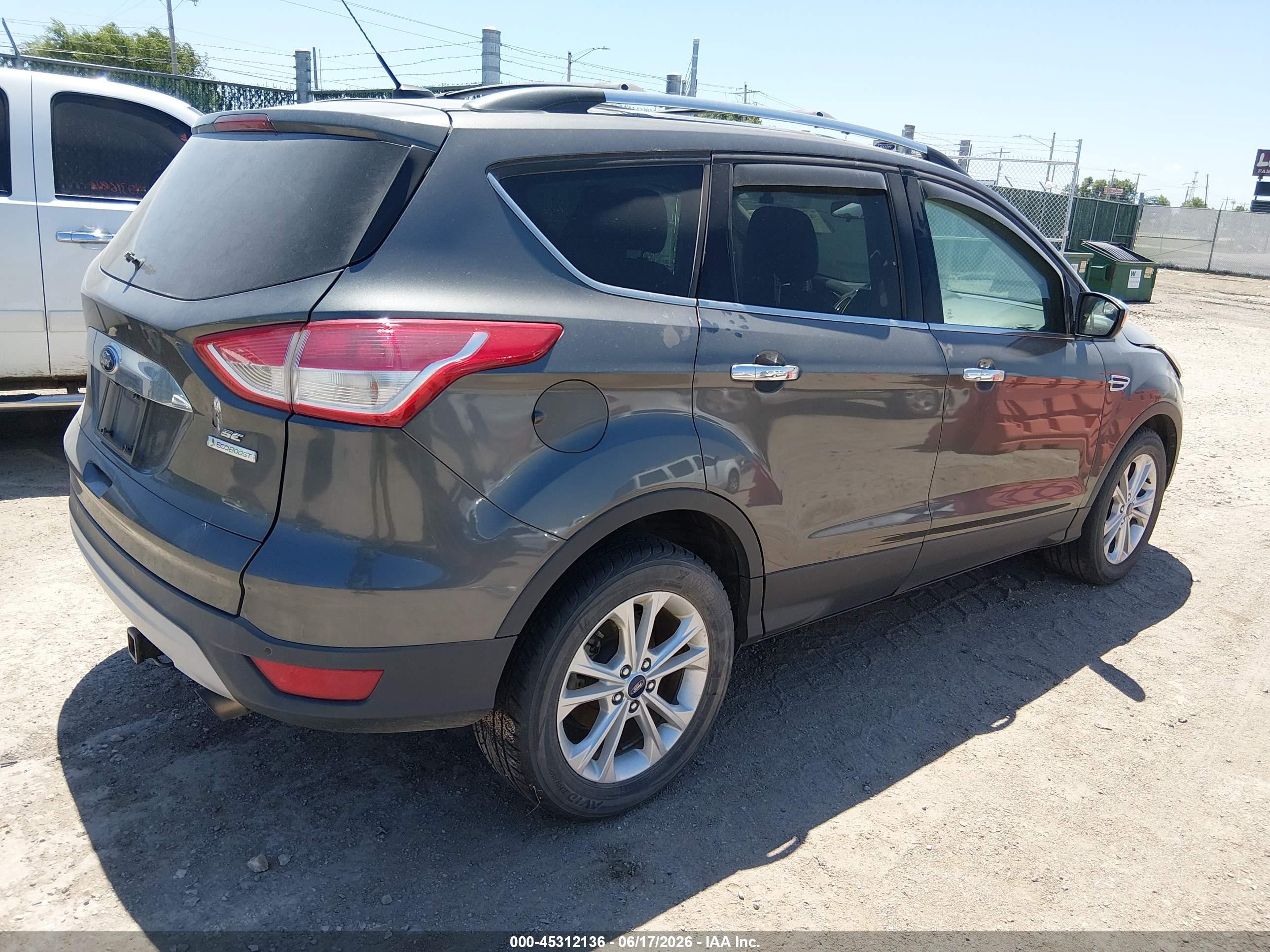 2015 Ford Escape Se Gray vin: 1FMCU0G98FUC62156