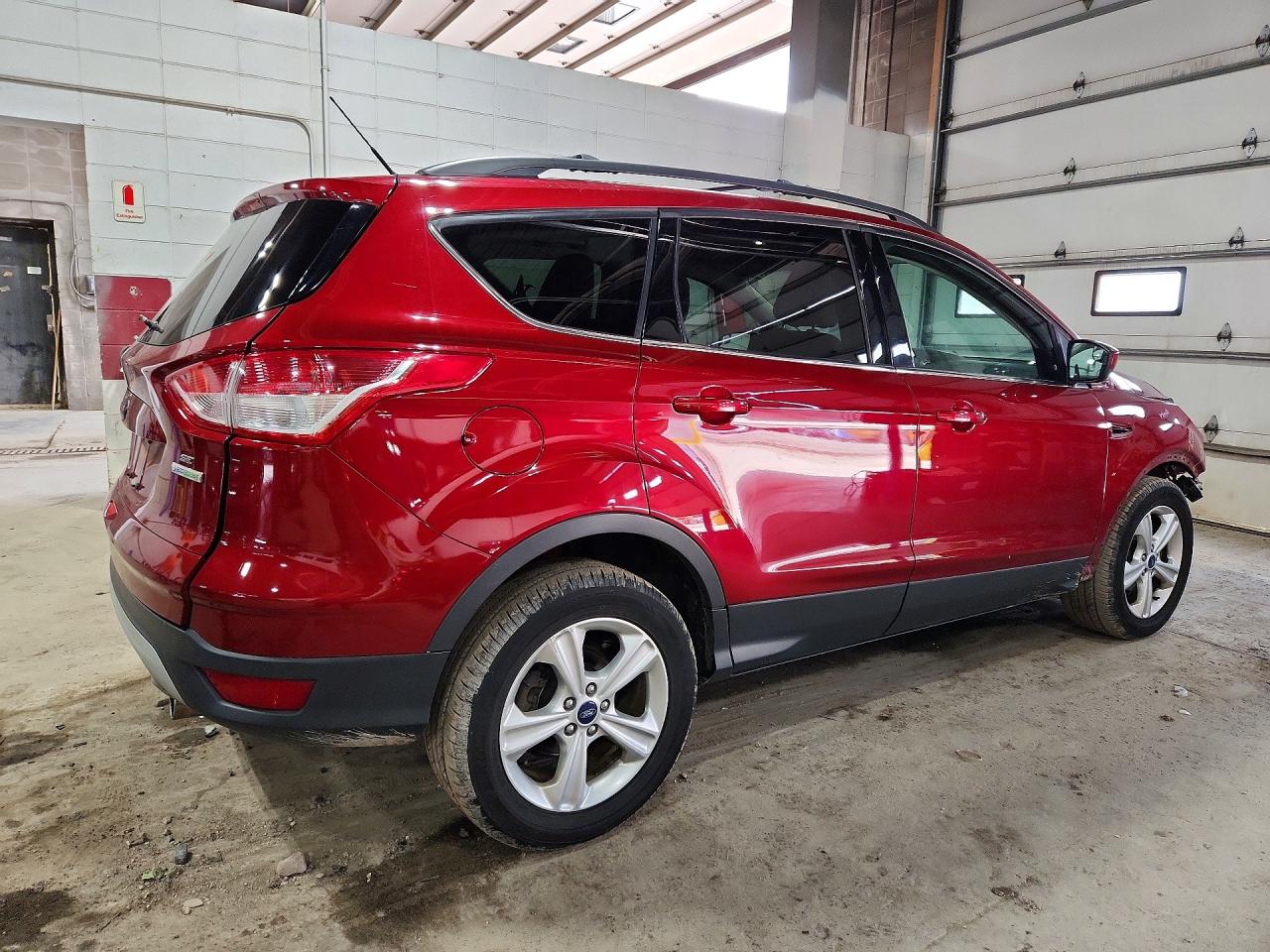 2013 Ford Escape Se Красный vin: 1FMCU0G99DUC09365