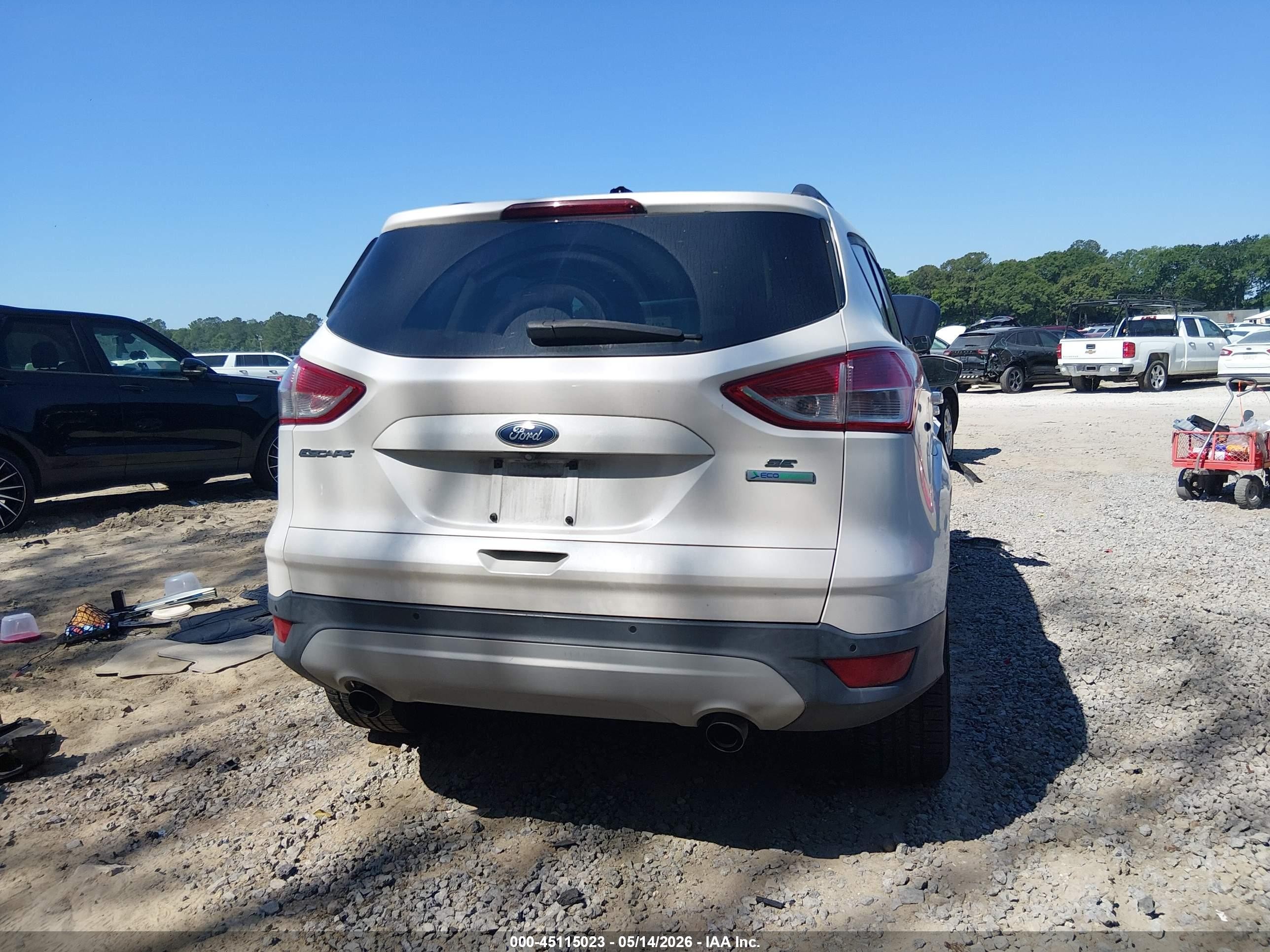 2014 Ford Escape Se White vin: 1FMCU0G99EUA50073
