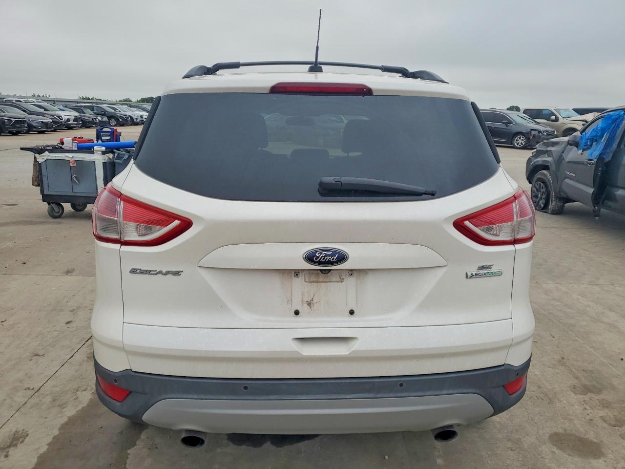 2014 Ford Escape Se White vin: 1FMCU0G99EUA76544