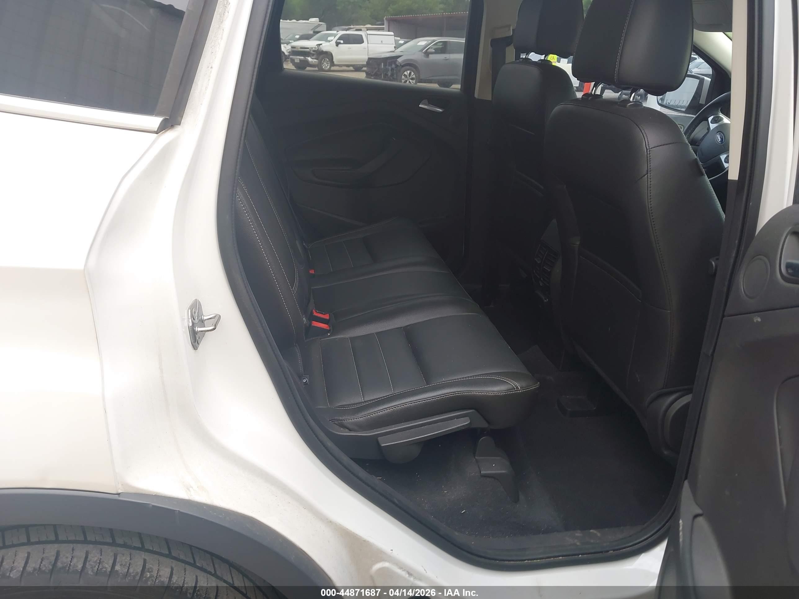 2015 Ford Escape Se White vin: 1FMCU0G99FUA07466