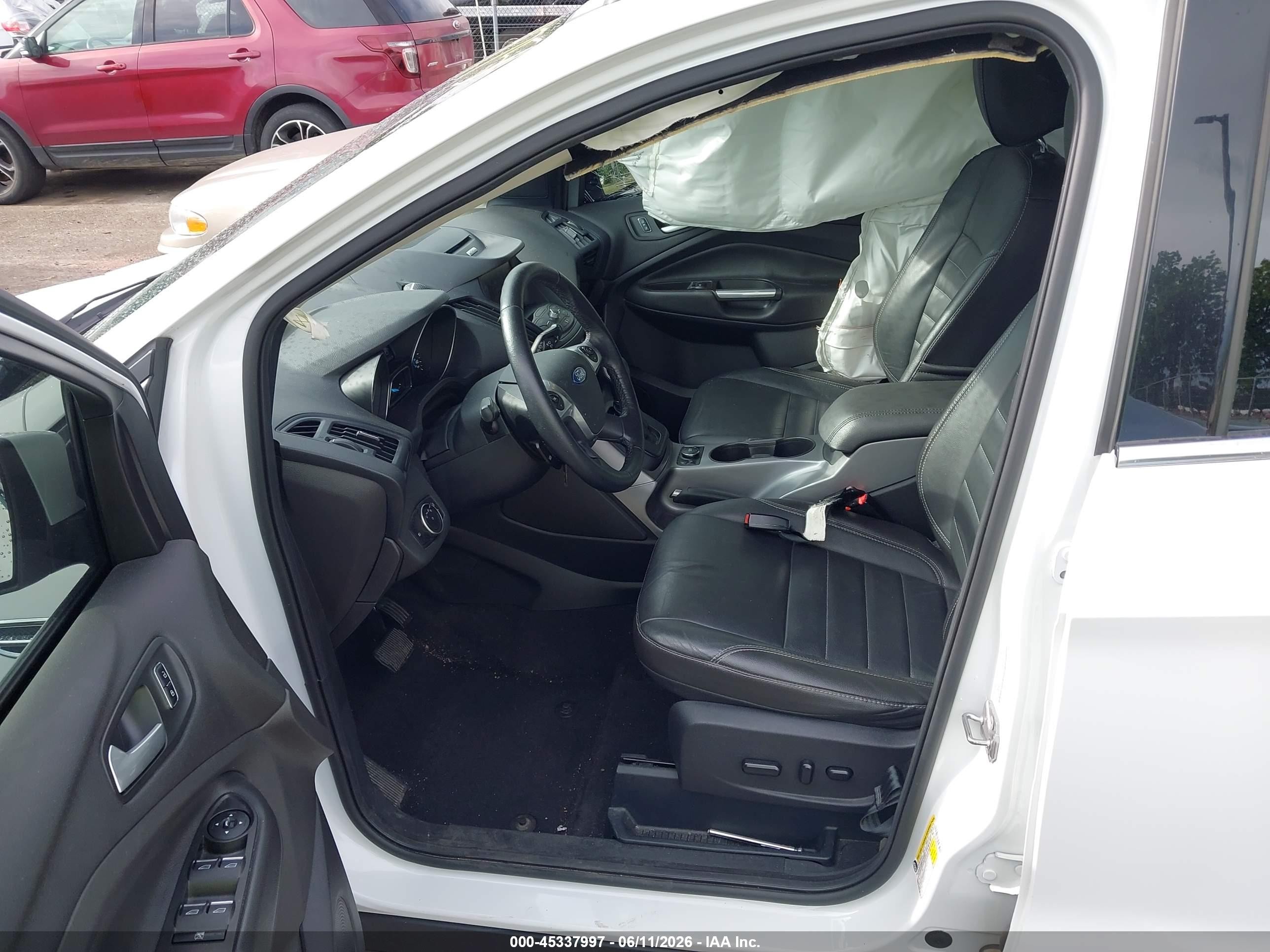 2015 Ford Escape Se White vin: 1FMCU0G99FUC34754