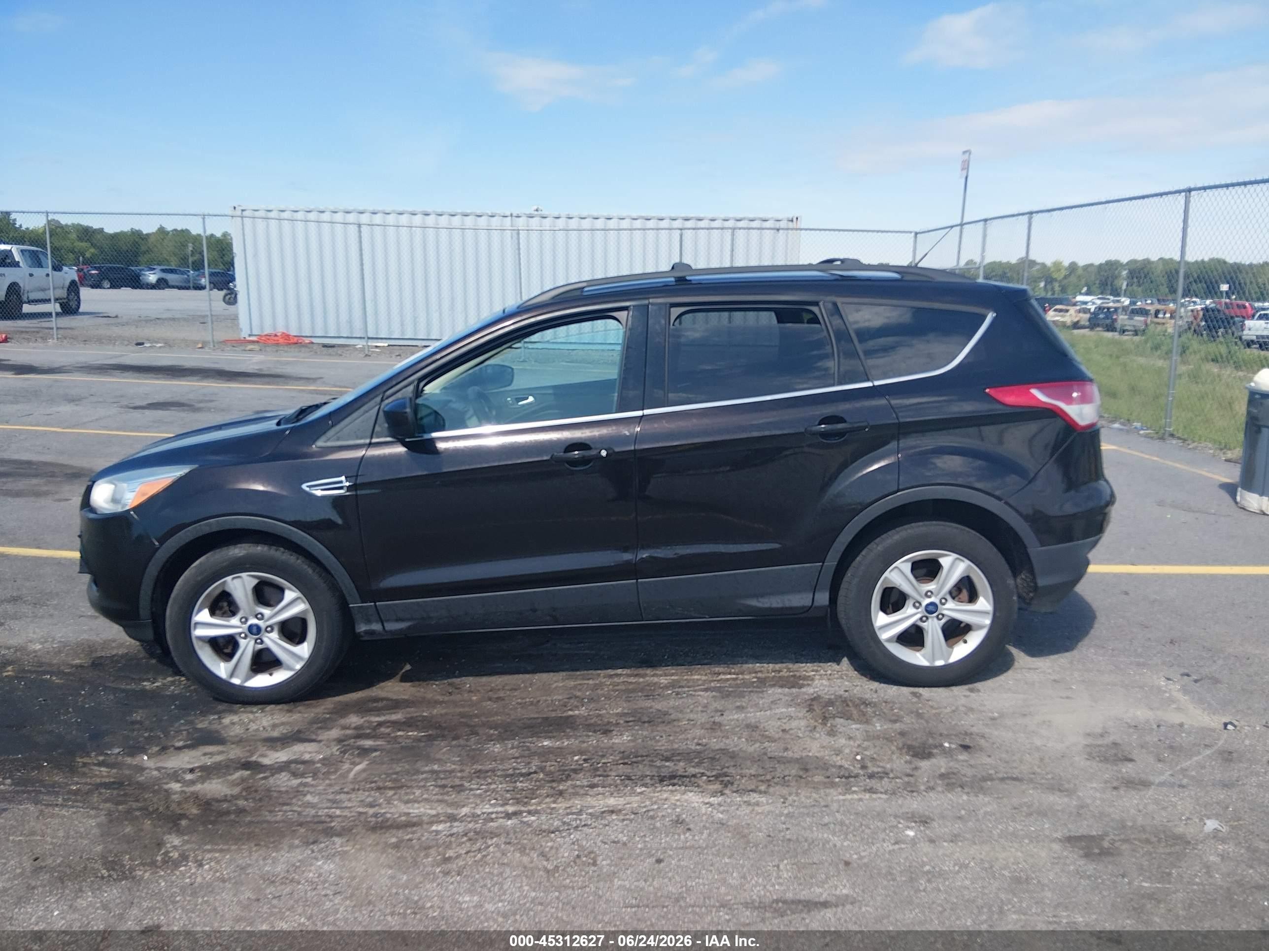 2013 Ford Escape Se White vin: 1FMCU0G9XDUA21647