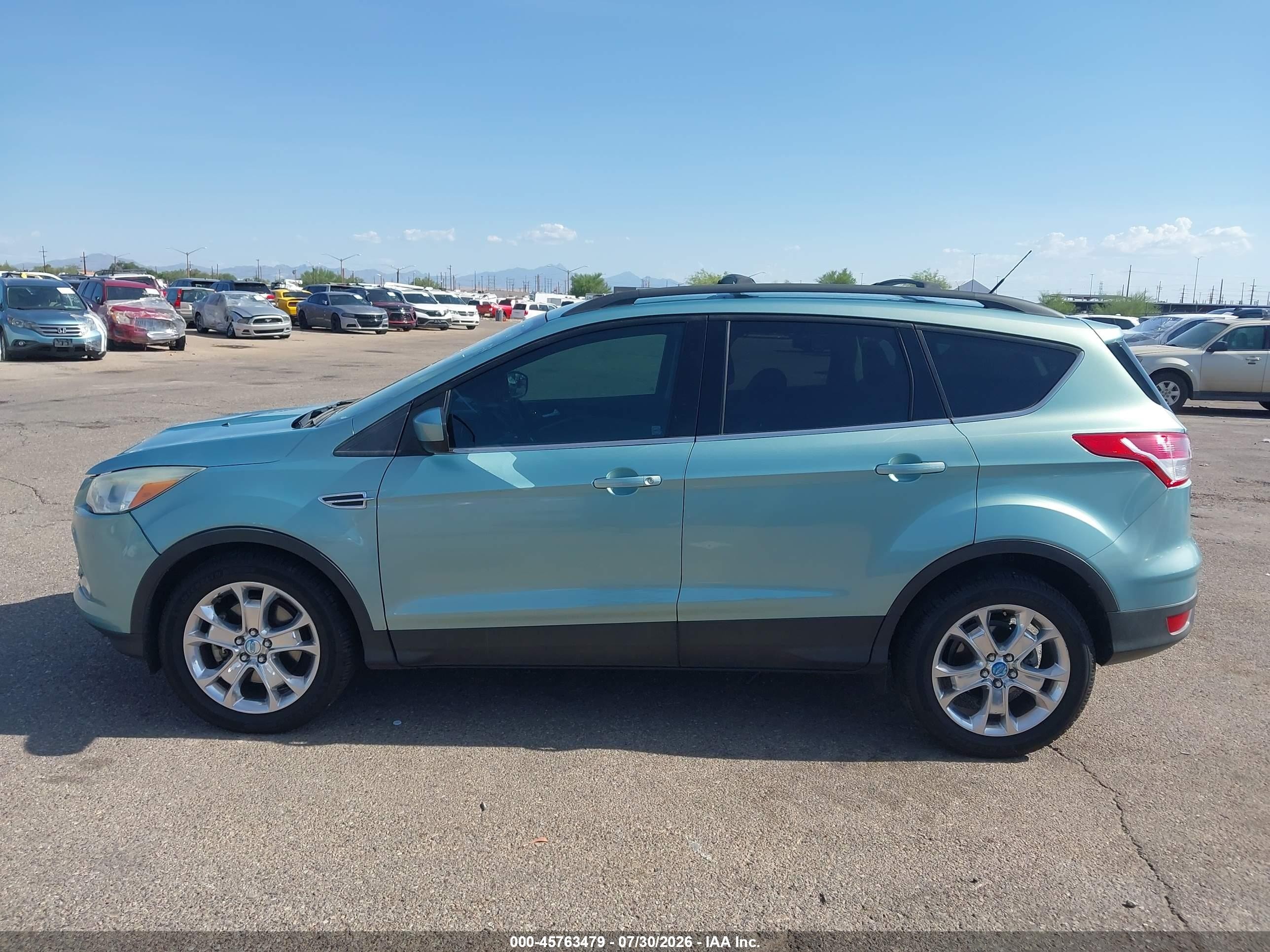 2013 Ford Escape Se Зеленый vin: 1FMCU0G9XDUC46439