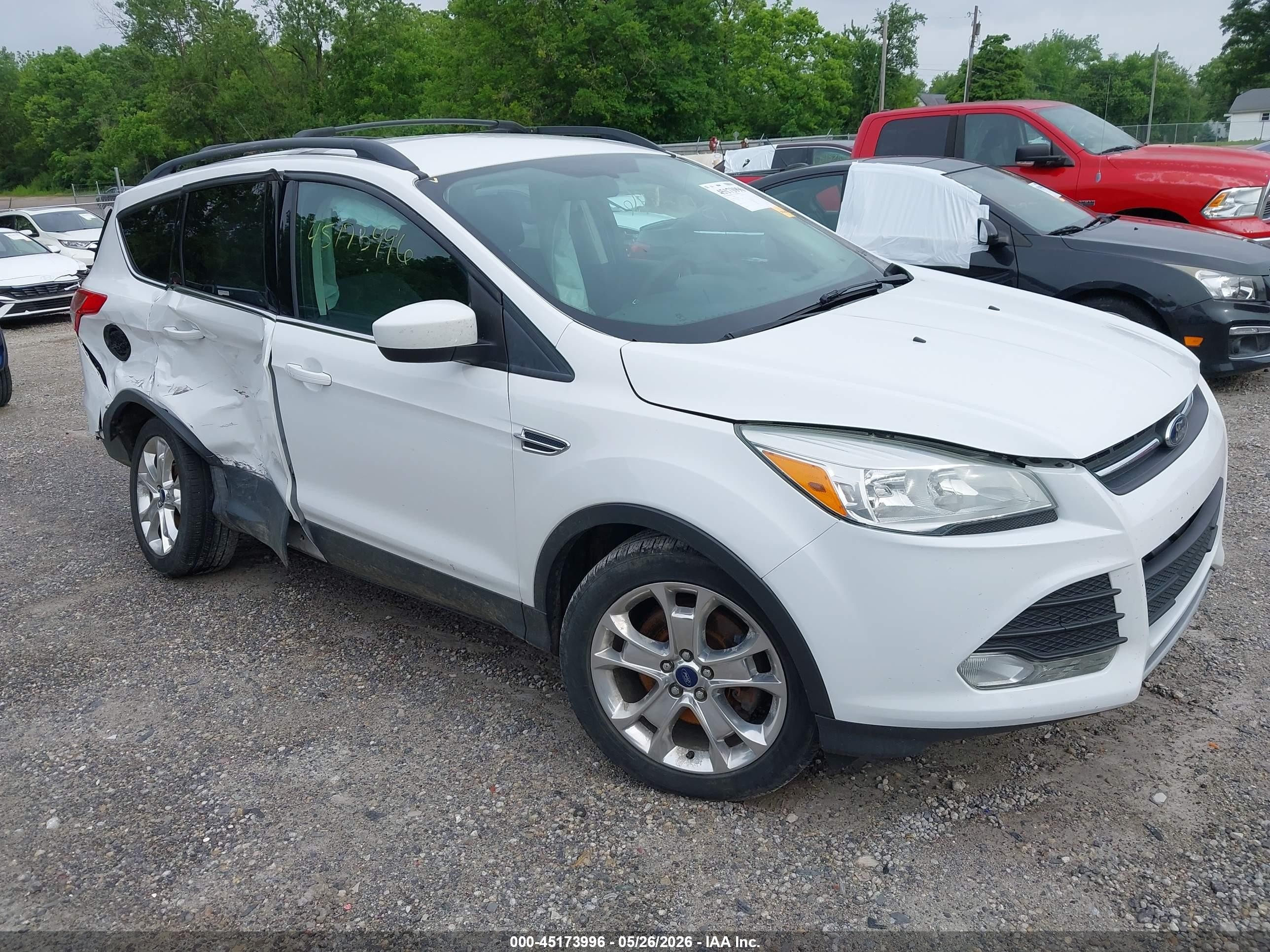 2013 Ford Escape Se White vin: 1FMCU0G9XDUC60602