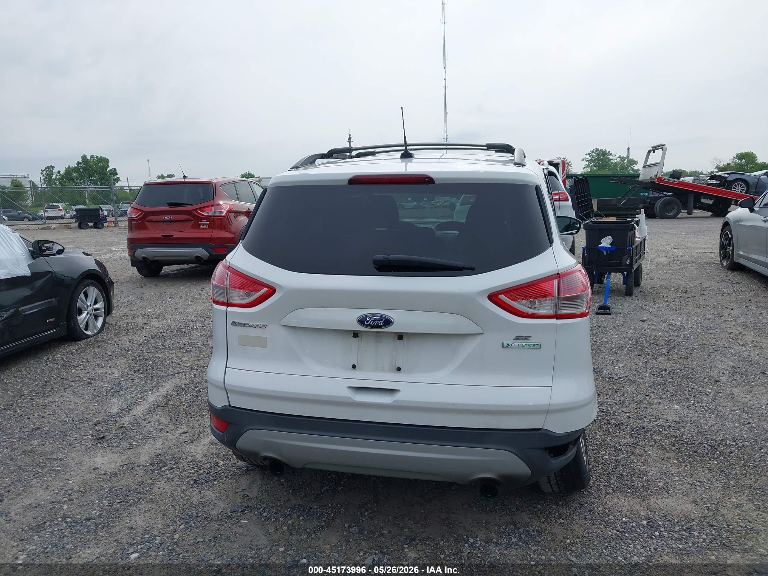 2013 Ford Escape Se White vin: 1FMCU0G9XDUC60602
