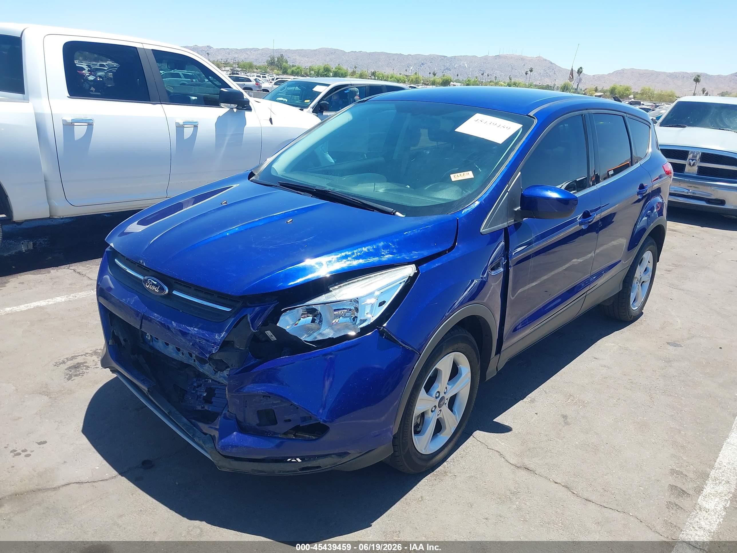 2013 Ford Escape Se Синий vin: 1FMCU0G9XDUD54902