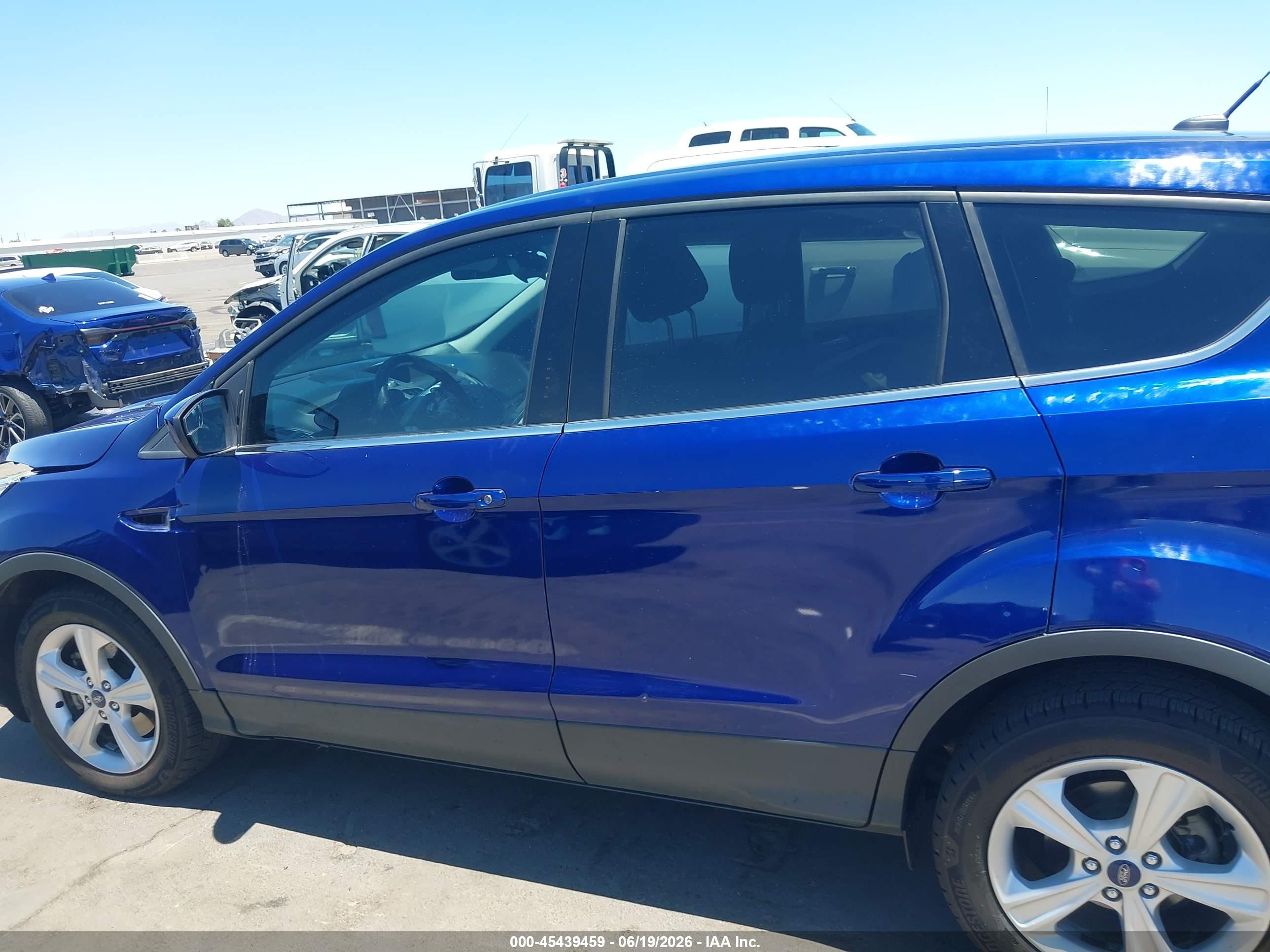 2013 Ford Escape Se Синий vin: 1FMCU0G9XDUD54902