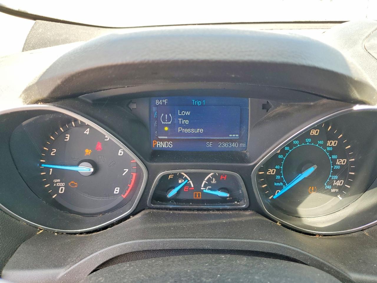 2015 Ford Escape Se Угольный vin: 1FMCU0G9XFUA44980