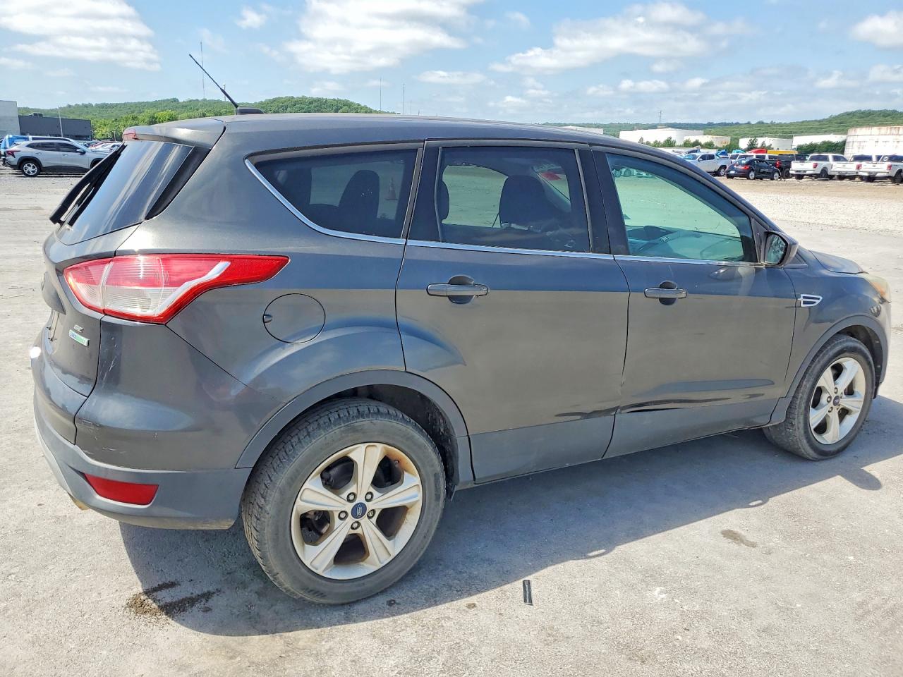 2015 Ford Escape Se Угольный vin: 1FMCU0G9XFUA44980
