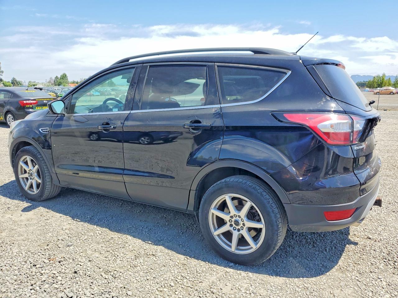 2017 Ford Escape Se Black vin: 1FMCU0G9XHUE16787