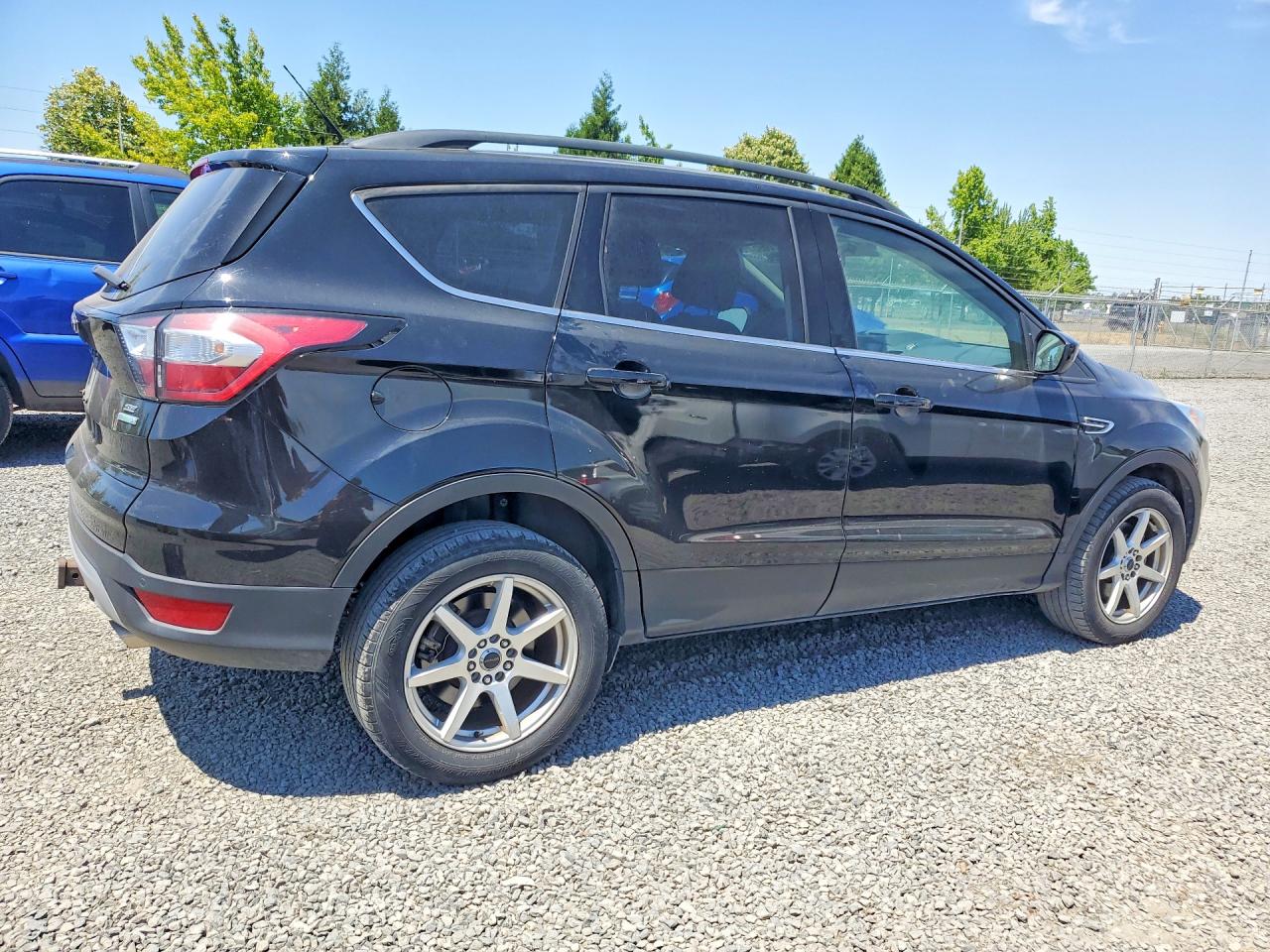 2017 Ford Escape Se Black vin: 1FMCU0G9XHUE16787