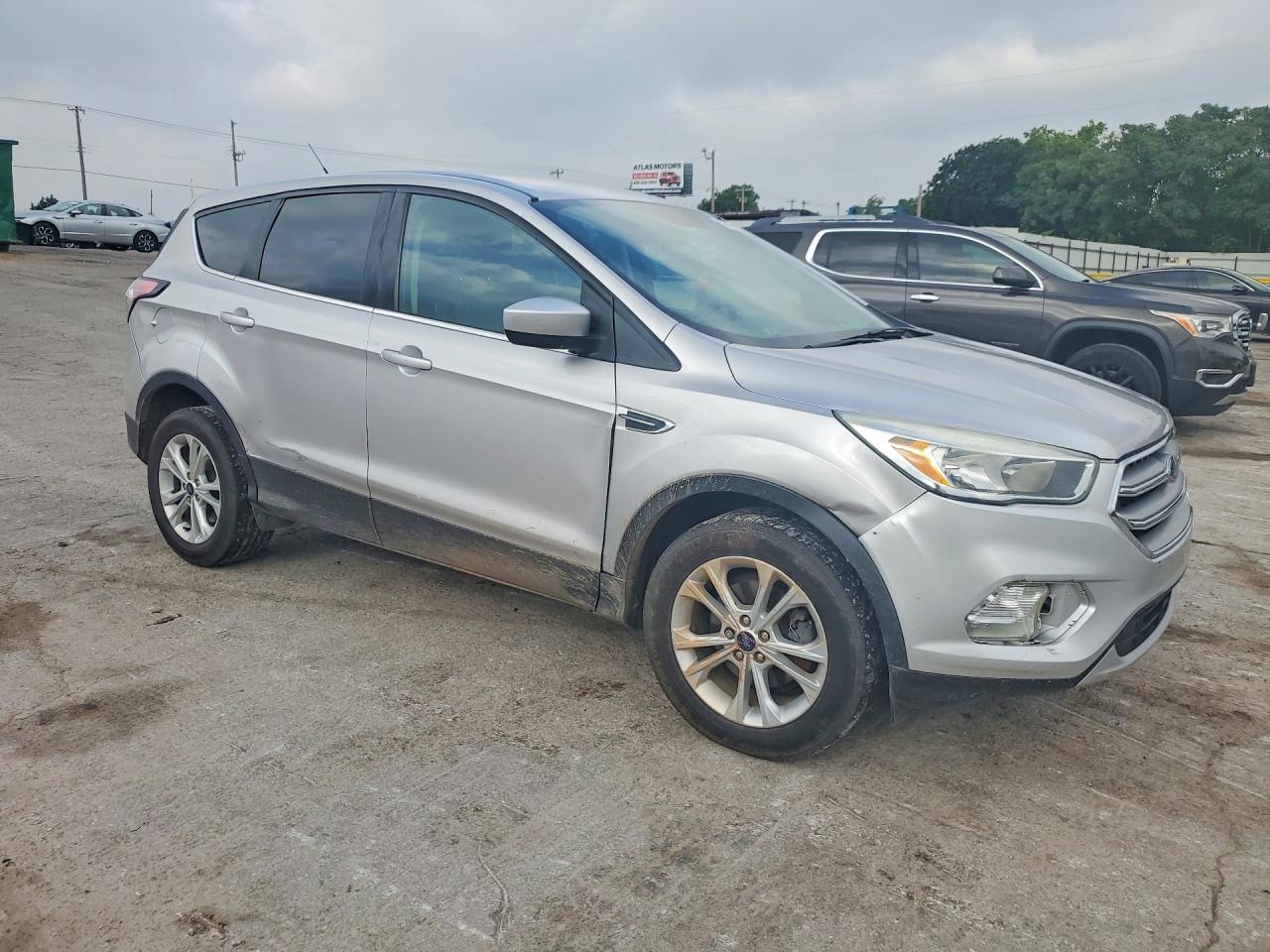 2017 Ford Escape Se Silver vin: 1FMCU0GD0HUA80913