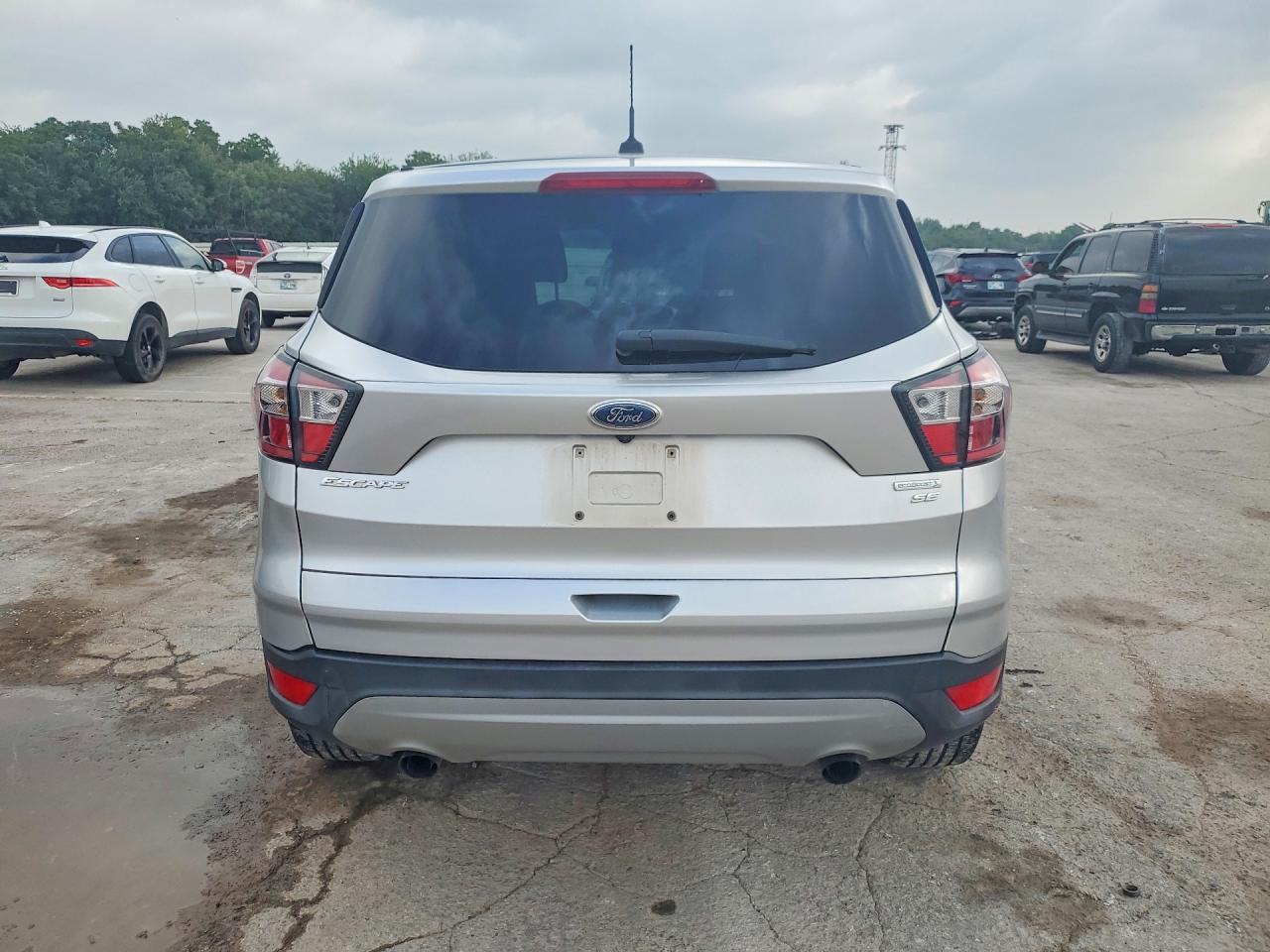 2017 Ford Escape Se Silver vin: 1FMCU0GD0HUA80913