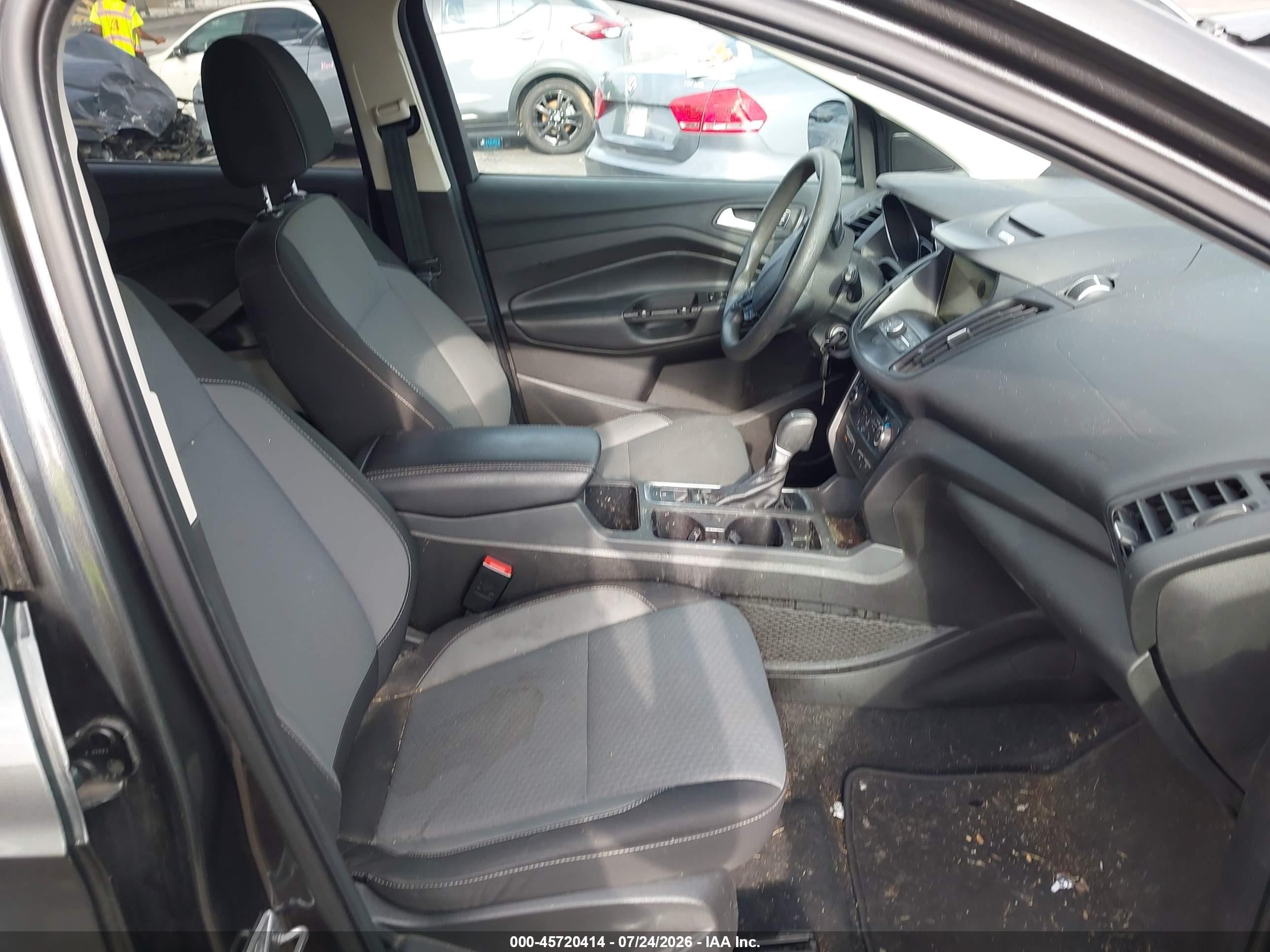 2017 Ford Escape Se Gray vin: 1FMCU0GD0HUC71957