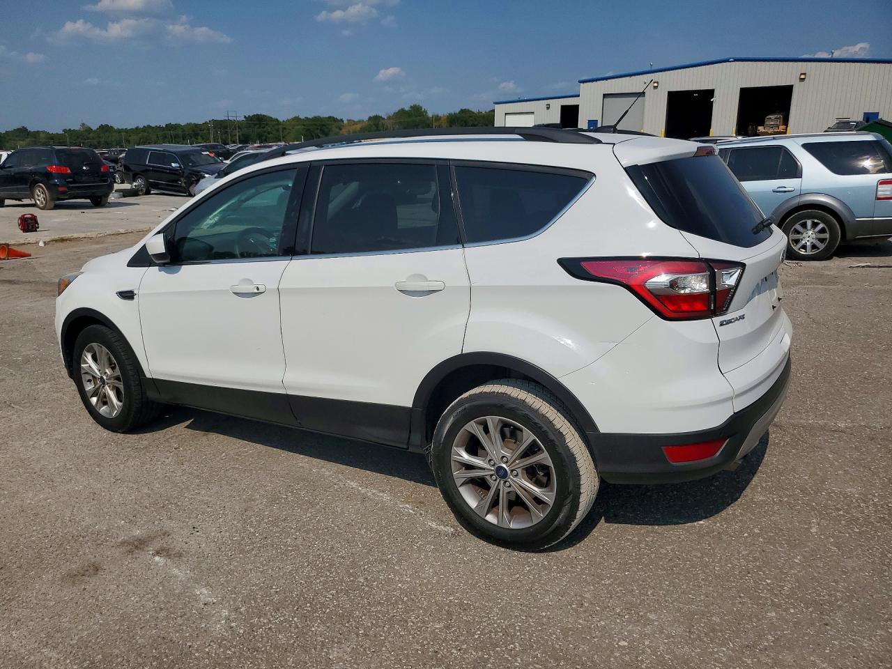 2017 Ford Escape Se White vin: 1FMCU0GD0HUD17948