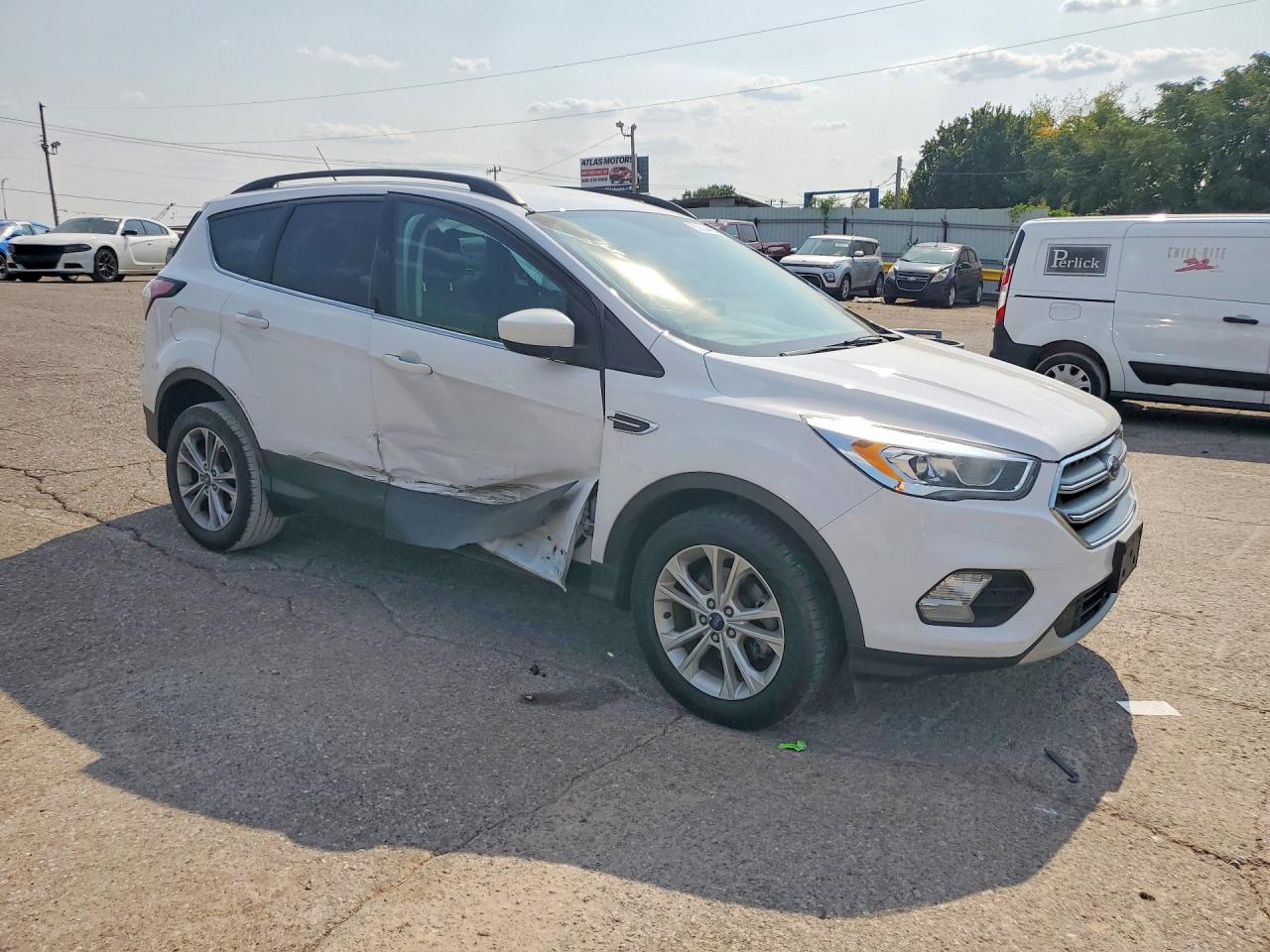 2017 Ford Escape Se White vin: 1FMCU0GD0HUD17948