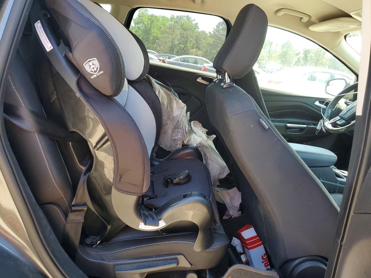 2019 Ford Escape Se Gray vin: 1FMCU0GD1KUB49034