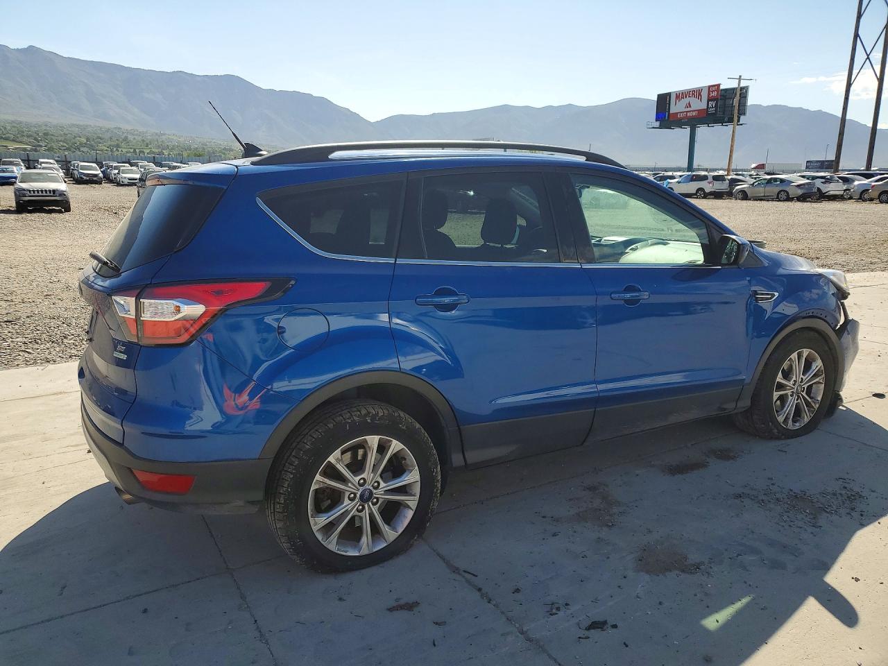 2018 Ford Escape Se Blue vin: 1FMCU0GD2JUC04606