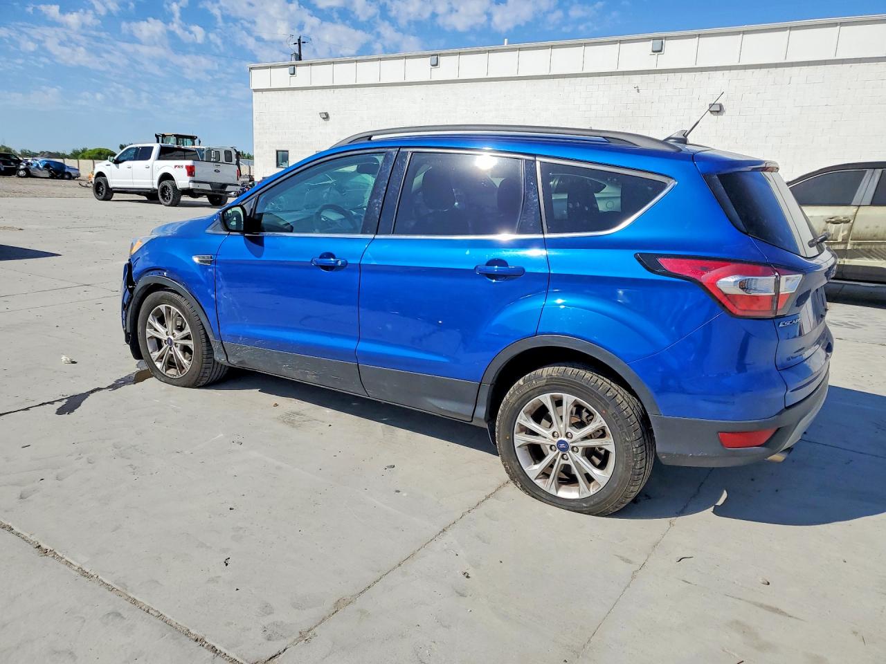 2018 Ford Escape Se Blue vin: 1FMCU0GD2JUC04606