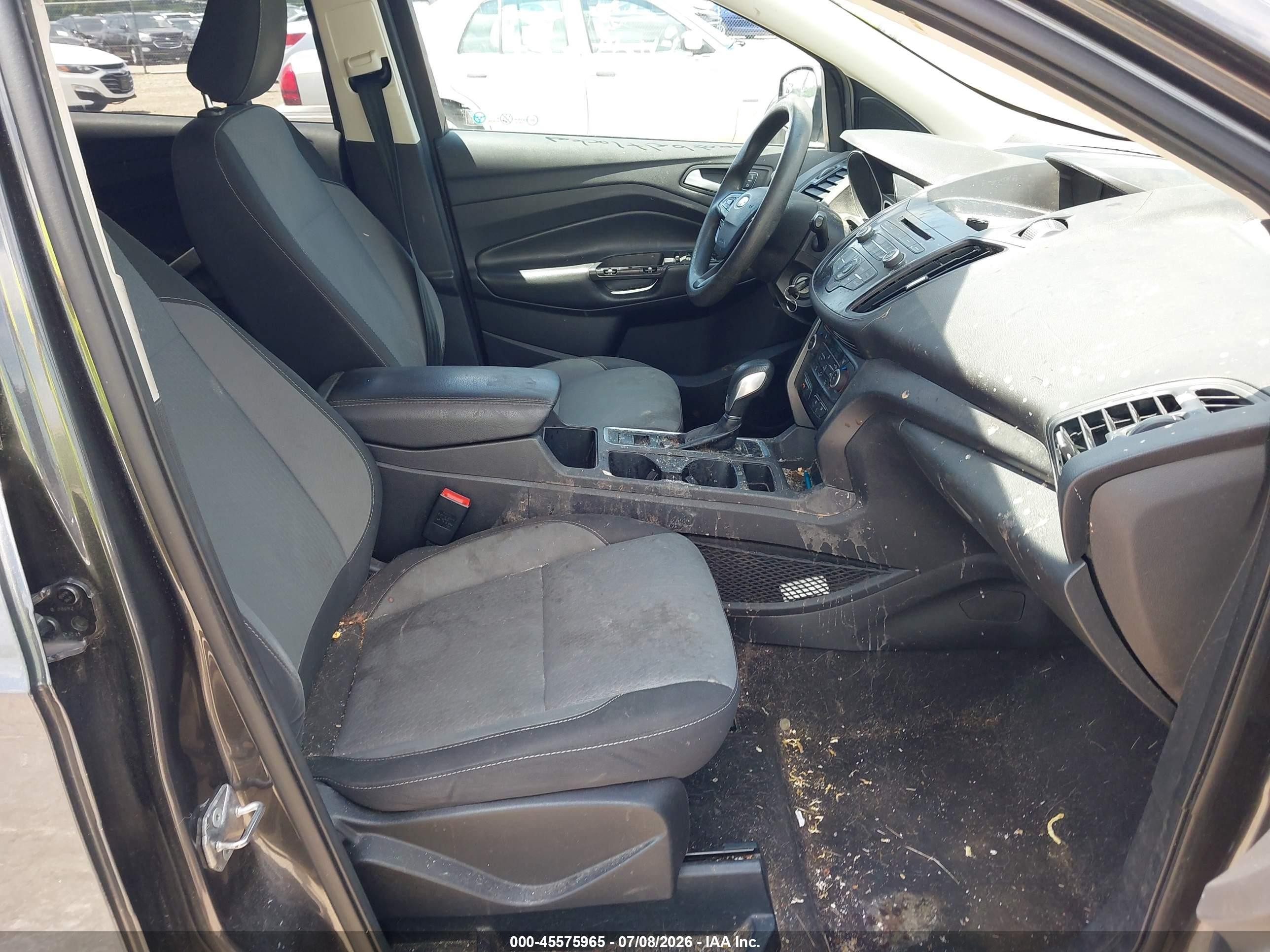 2018 Ford Escape Se Gray vin: 1FMCU0GD2JUC90516