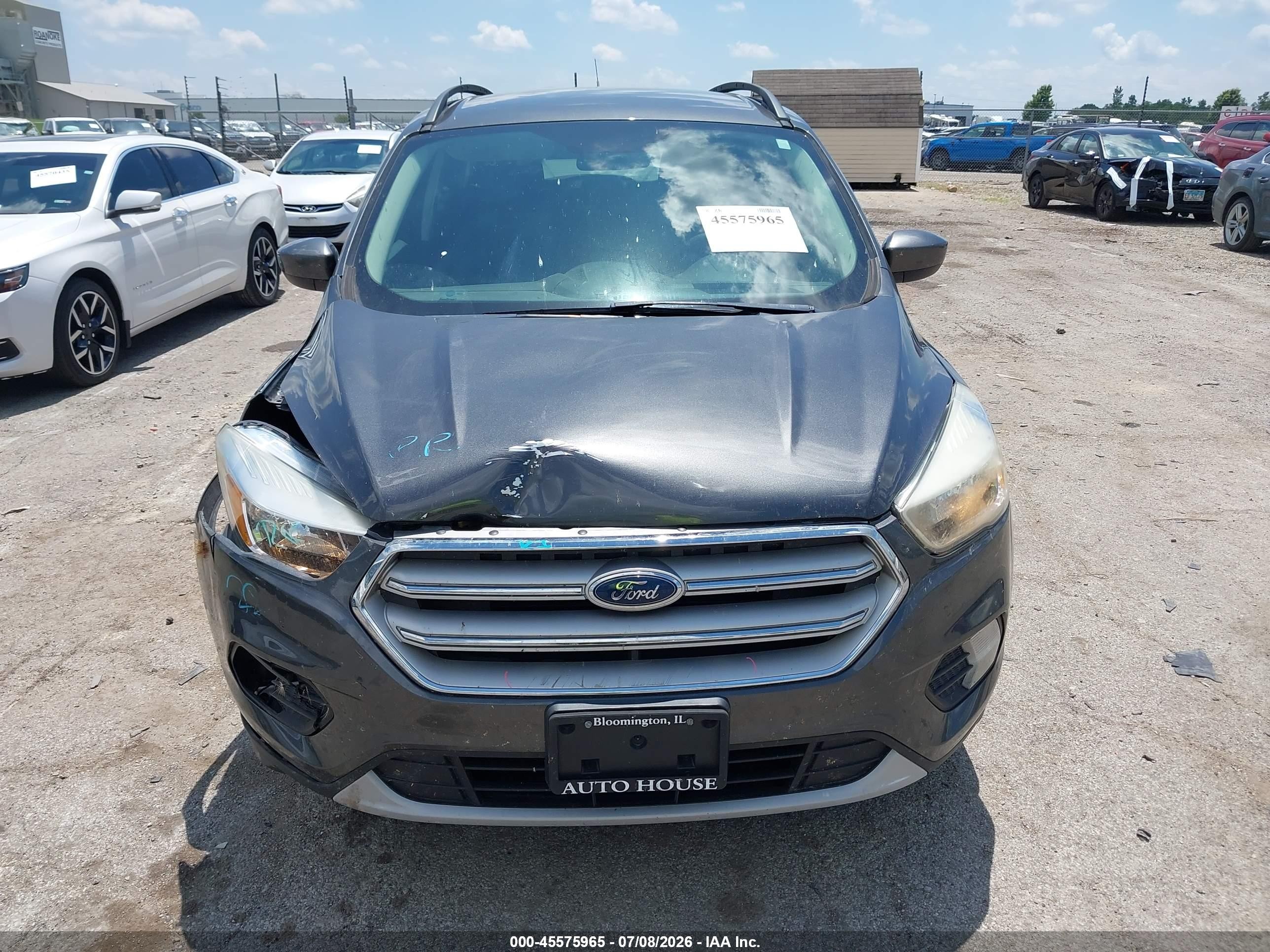 2018 Ford Escape Se Gray vin: 1FMCU0GD2JUC90516