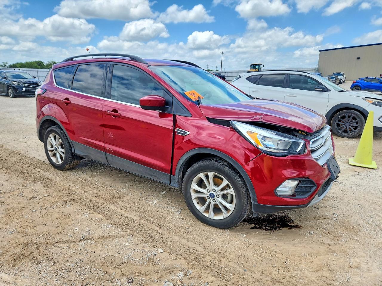 2018 Ford Escape Se Red vin: 1FMCU0GD2JUD36538