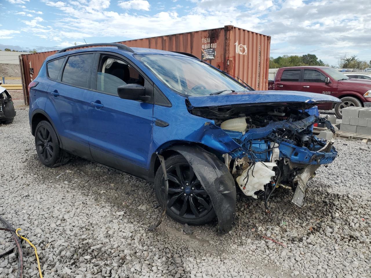 2019 Ford Escape Se Blue vin: 1FMCU0GD2KUA26312