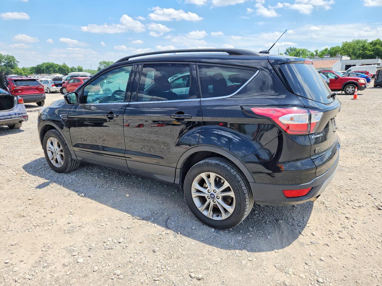 2018 Ford Escape Se Black vin: 1FMCU0GD3JUC30776