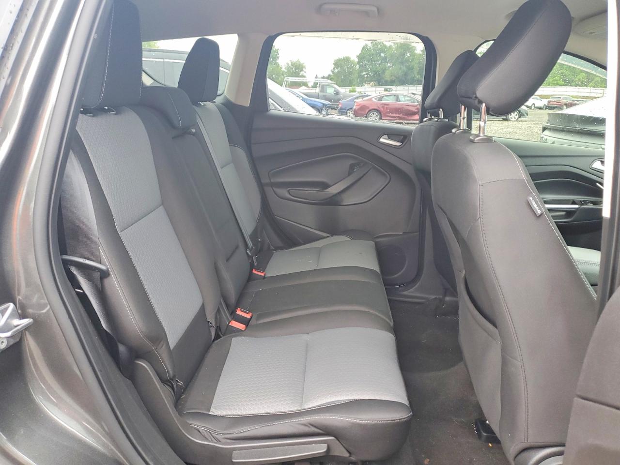 2019 Ford Escape Se Gray vin: 1FMCU0GD3KUA94313