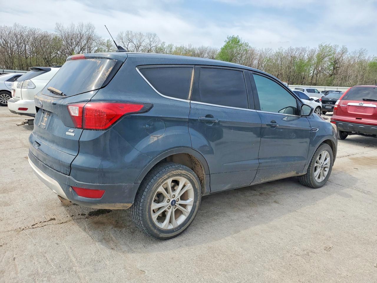 2019 Ford Escape Se Blue vin: 1FMCU0GD3KUB31134