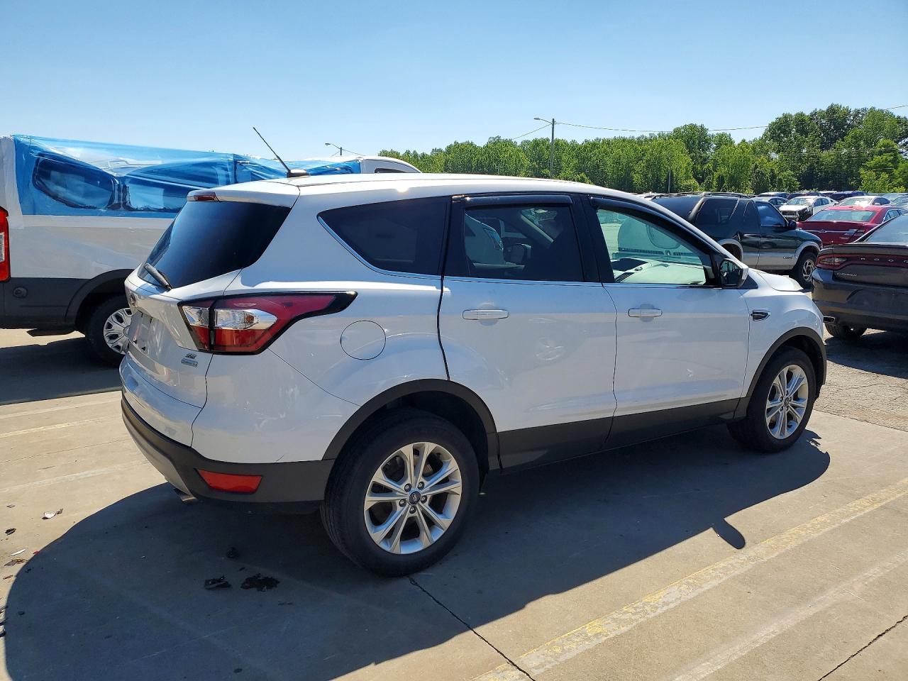 2017 Ford Escape Se White vin: 1FMCU0GD4HUE46274