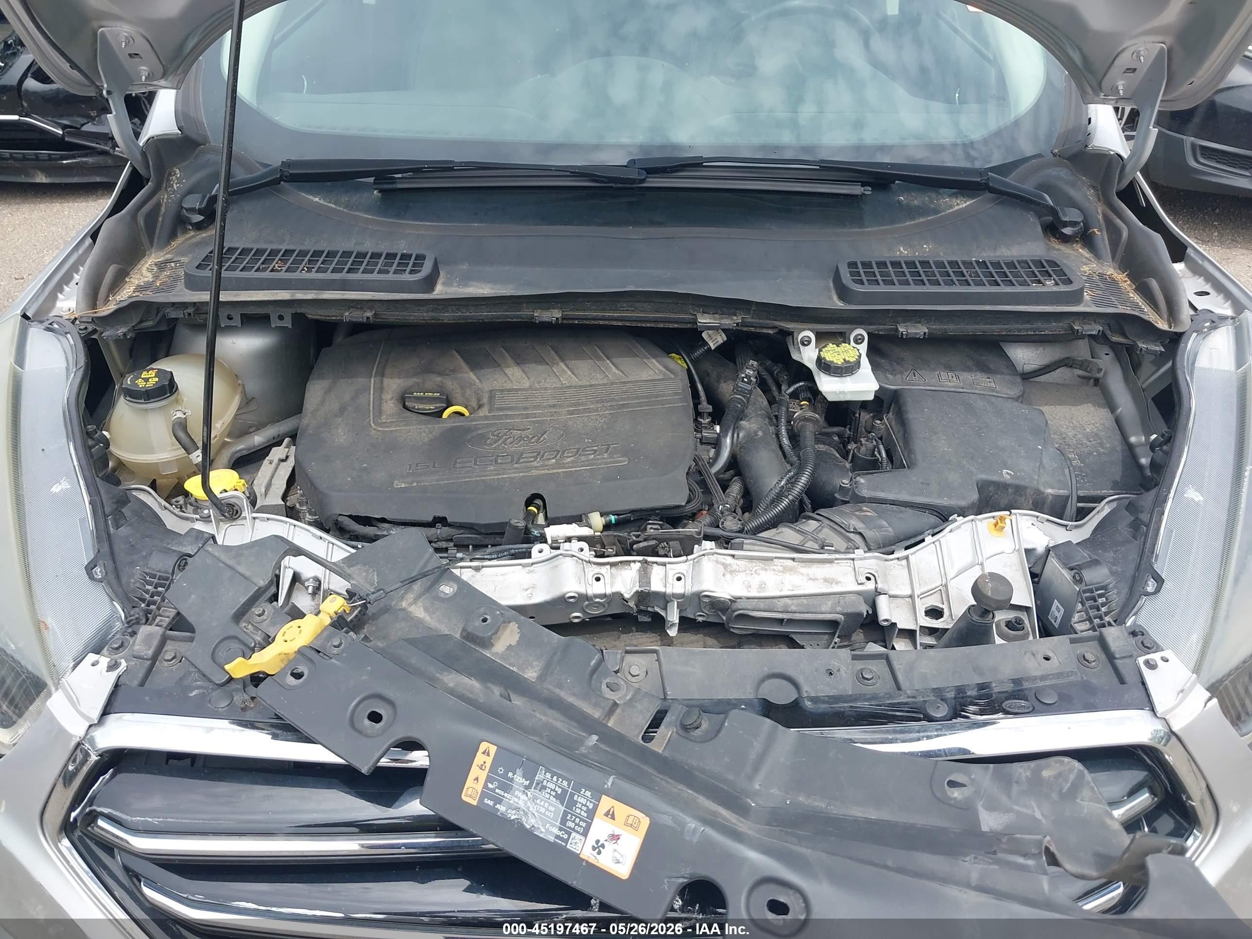 2017 Ford Escape Se Серебряный vin: 1FMCU0GD4HUE52589