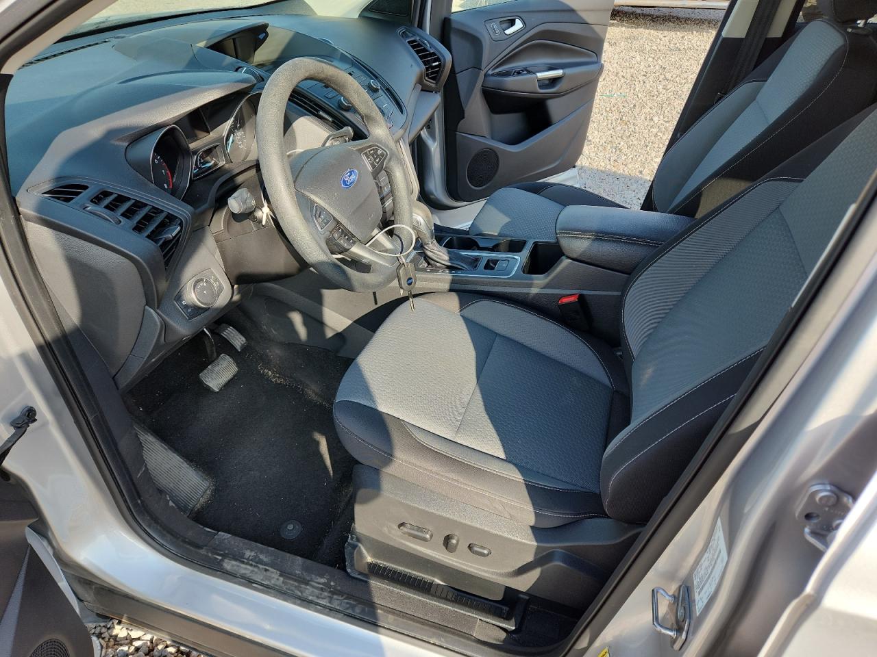 2018 Ford Escape Se Silver vin: 1FMCU0GD4JUD13956