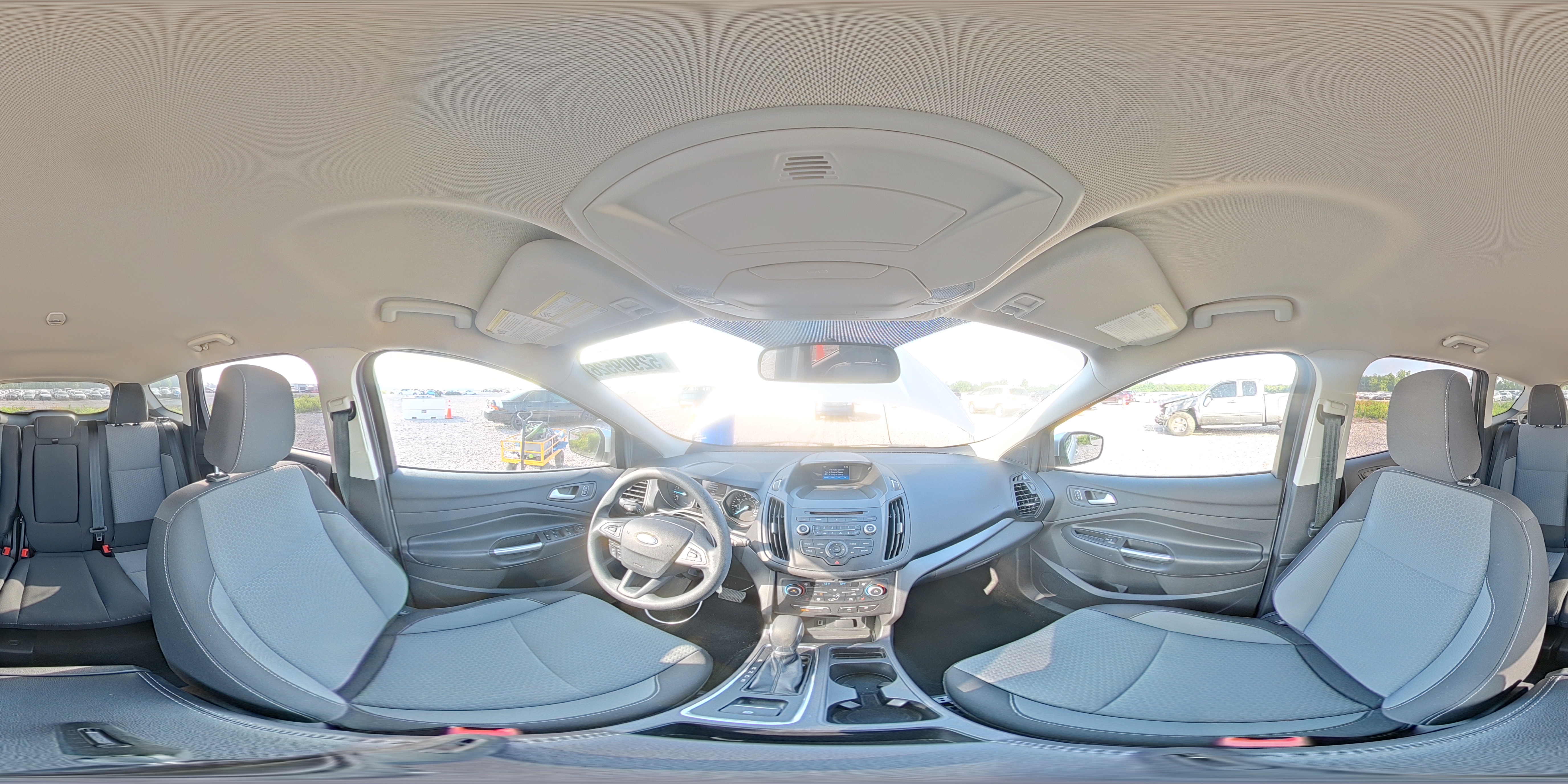 2018 Ford Escape Se Silver vin: 1FMCU0GD4JUD13956